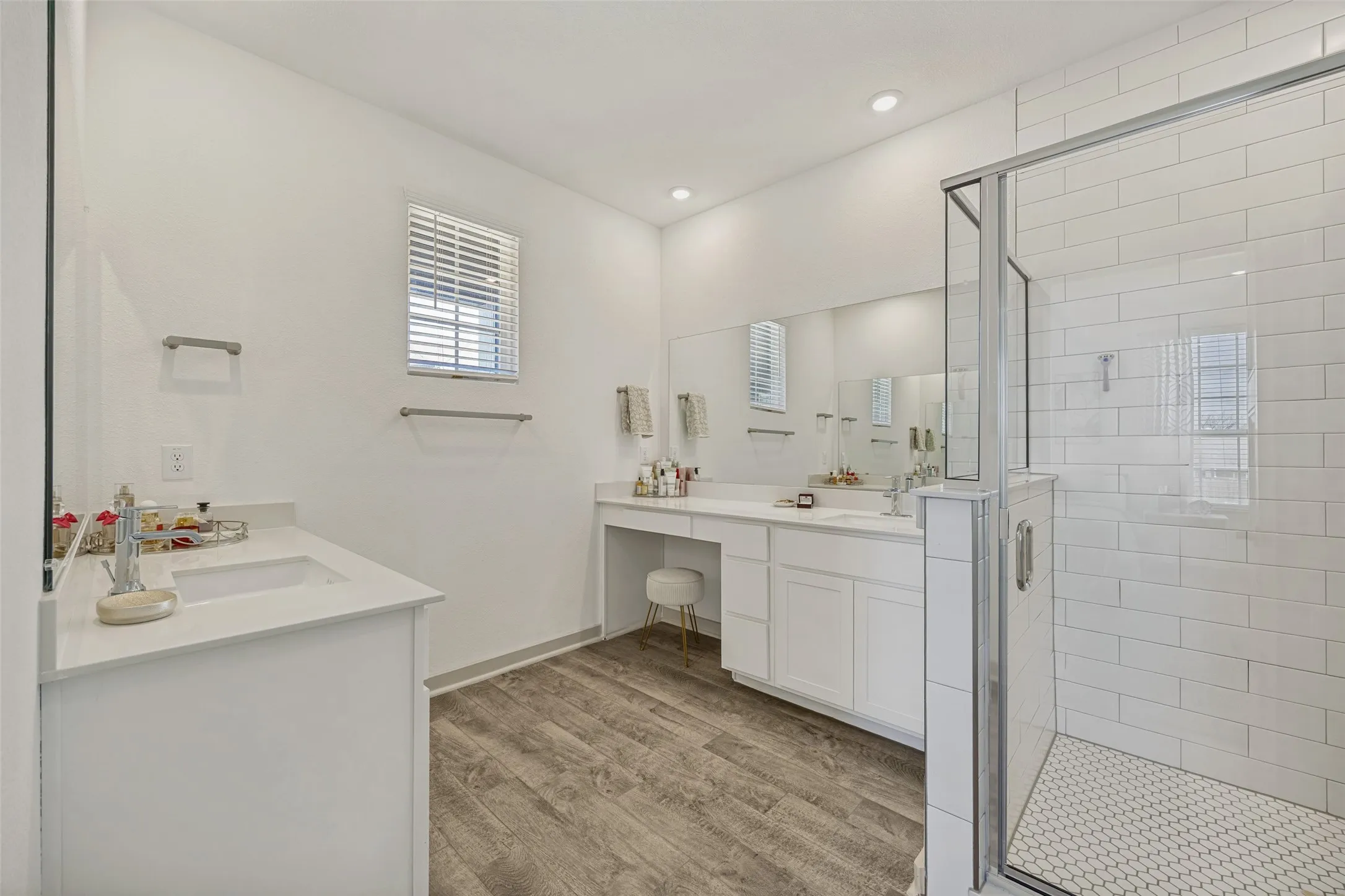 Townhouse For Sale in Collin County , 1650 Jessica Drive, Allen, Texas 75002, 3 Bedroom, 3 Bathroom, 2 Garage spaces, 2,008 Sqft, built in 2022, mls#21215325, Real Estate Agent in Allen, Homes For Sale in Collin county, Homes For Sale in Allen, Realtor in Allen Texas, Real Estate Brokerage Independent Realty Texas, Luminita Cordes Realtor
