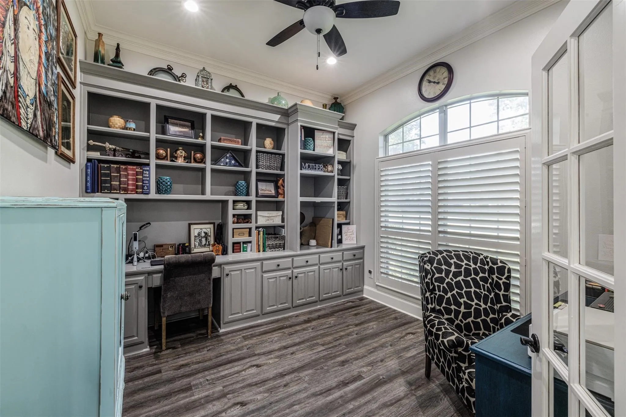 Single Family Residence For Sale in Smith County , 106 Graham Lane, Bullard, Texas 75757, 3 Bedroom, 3 Bathroom, 3 Garage spaces, 2,505 Sqft, built in 2000, mls#21215722, Real Estate Agent in Bullard, Homes For Sale in Smith county, Homes For Sale in Bullard, Realtor in Bullard Texas, Real Estate Brokerage Independent Realty Texas, Luminita Cordes Realtor