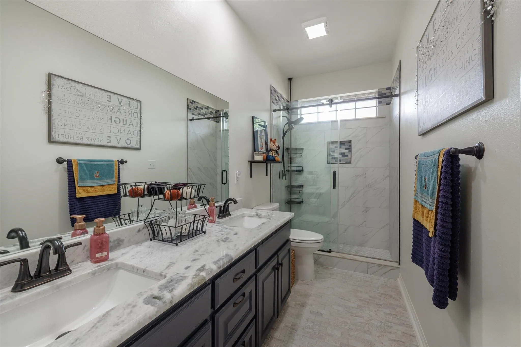 Single Family Residence For Sale in Smith County , 106 Graham Lane, Bullard, Texas 75757, 3 Bedroom, 3 Bathroom, 3 Garage spaces, 2,505 Sqft, built in 2000, mls#21215722, Real Estate Agent in Bullard, Homes For Sale in Smith county, Homes For Sale in Bullard, Realtor in Bullard Texas, Real Estate Brokerage Independent Realty Texas, Luminita Cordes Realtor