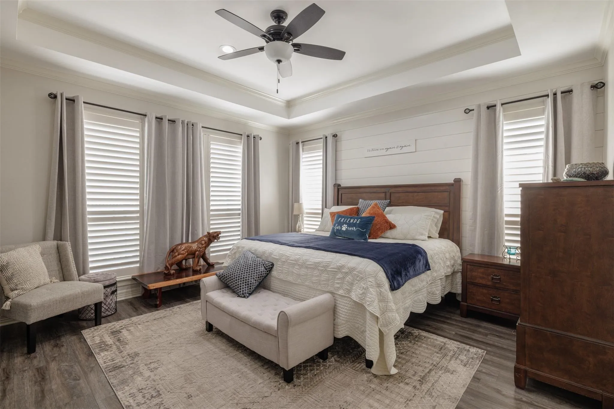 Single Family Residence For Sale in Smith County , 106 Graham Lane, Bullard, Texas 75757, 3 Bedroom, 3 Bathroom, 3 Garage spaces, 2,505 Sqft, built in 2000, mls#21215722, Real Estate Agent in Bullard, Homes For Sale in Smith county, Homes For Sale in Bullard, Realtor in Bullard Texas, Real Estate Brokerage Independent Realty Texas, Luminita Cordes Realtor