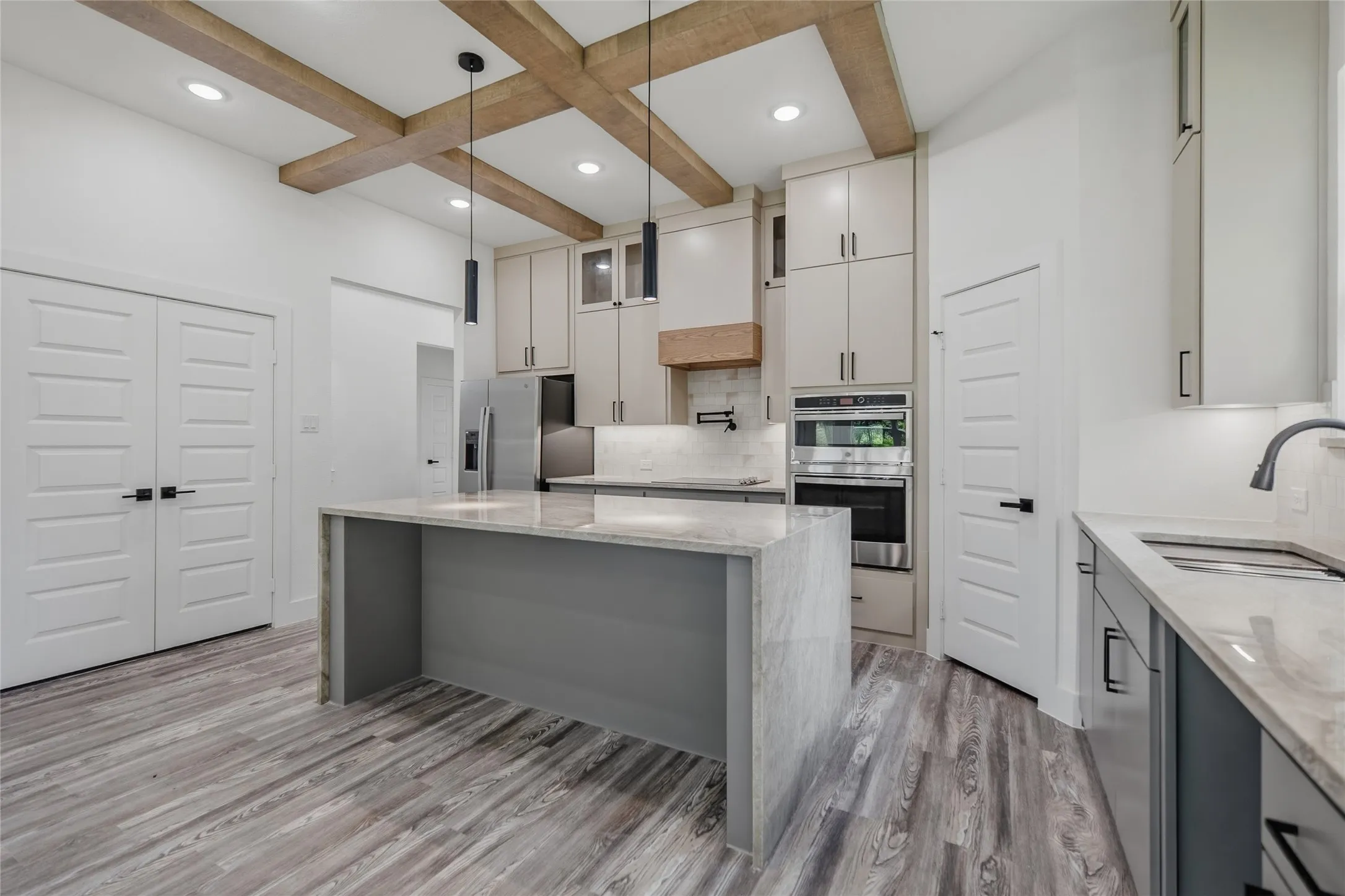 Single Family Residence For Sale in Fannin County , 307 E Locust Street, Leonard, Texas 75452, 3 Bedroom, 2 Bathroom, 1 Garage spaces, 1,542 Sqft, built in 2026, mls#21212725, Real Estate Agent in Leonard, Homes For Sale in Fannin county, Homes For Sale in Leonard, Realtor in Leonard Texas, Real Estate Brokerage Independent Realty Texas, Luminita Cordes Realtor