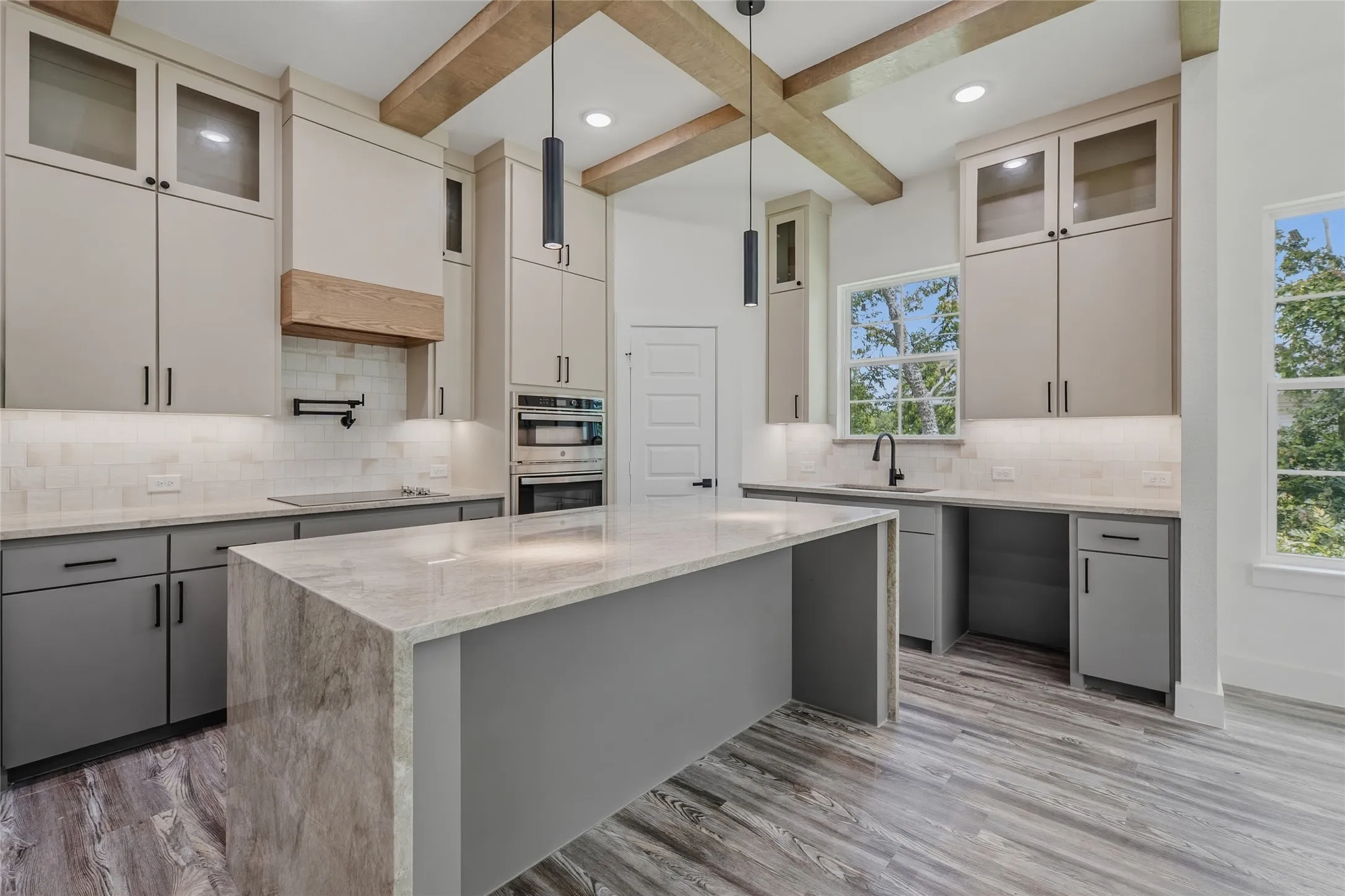 Single Family Residence For Sale in Fannin County , 307 E Locust Street, Leonard, Texas 75452, 3 Bedroom, 2 Bathroom, 1 Garage spaces, 1,542 Sqft, built in 2026, mls#21212725, Real Estate Agent in Leonard, Homes For Sale in Fannin county, Homes For Sale in Leonard, Realtor in Leonard Texas, Real Estate Brokerage Independent Realty Texas, Luminita Cordes Realtor