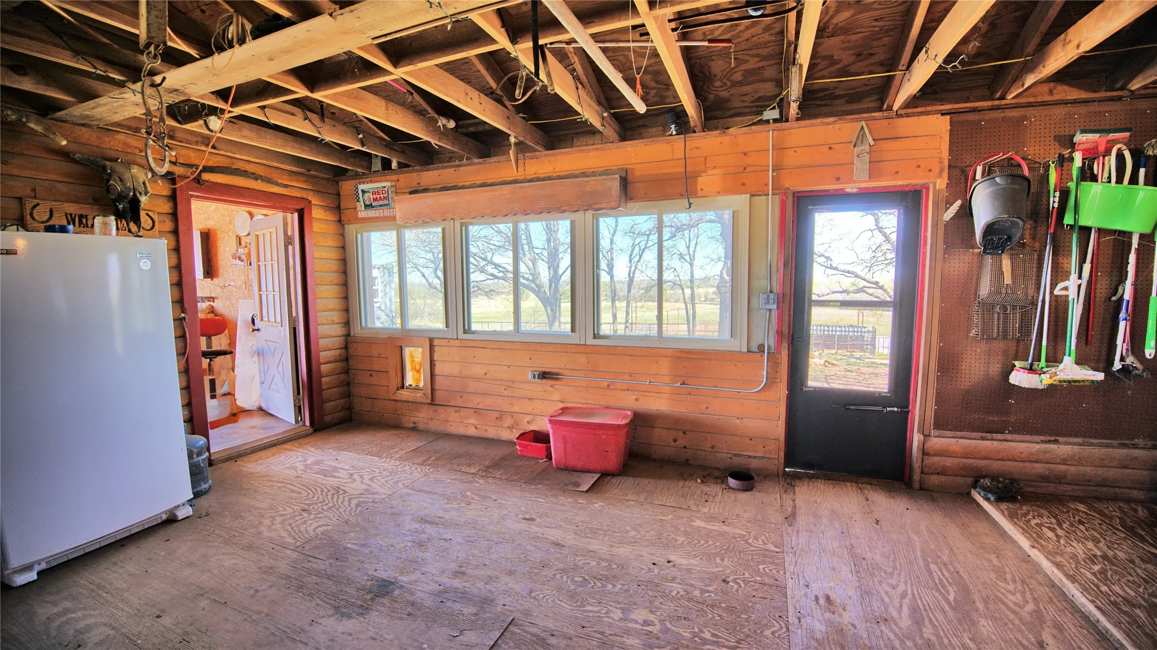 Farm For Sale in Montague County , 4179 Rock Springs School Road, Nocona, Texas 76255, 4 Bedrooms, 2 Bathrooms, 3 Garage spaces, 2,938 Sqft, built in 1985, Price $825,000, mls#21211969, Real Estate Agent in Nocona, Homes For Sale in Montague county, Homes For Sale in Nocona, Realtor in Nocona Texas, Real Estate Brokerage Independent Realty Texas, Luminita Cordes Realtor