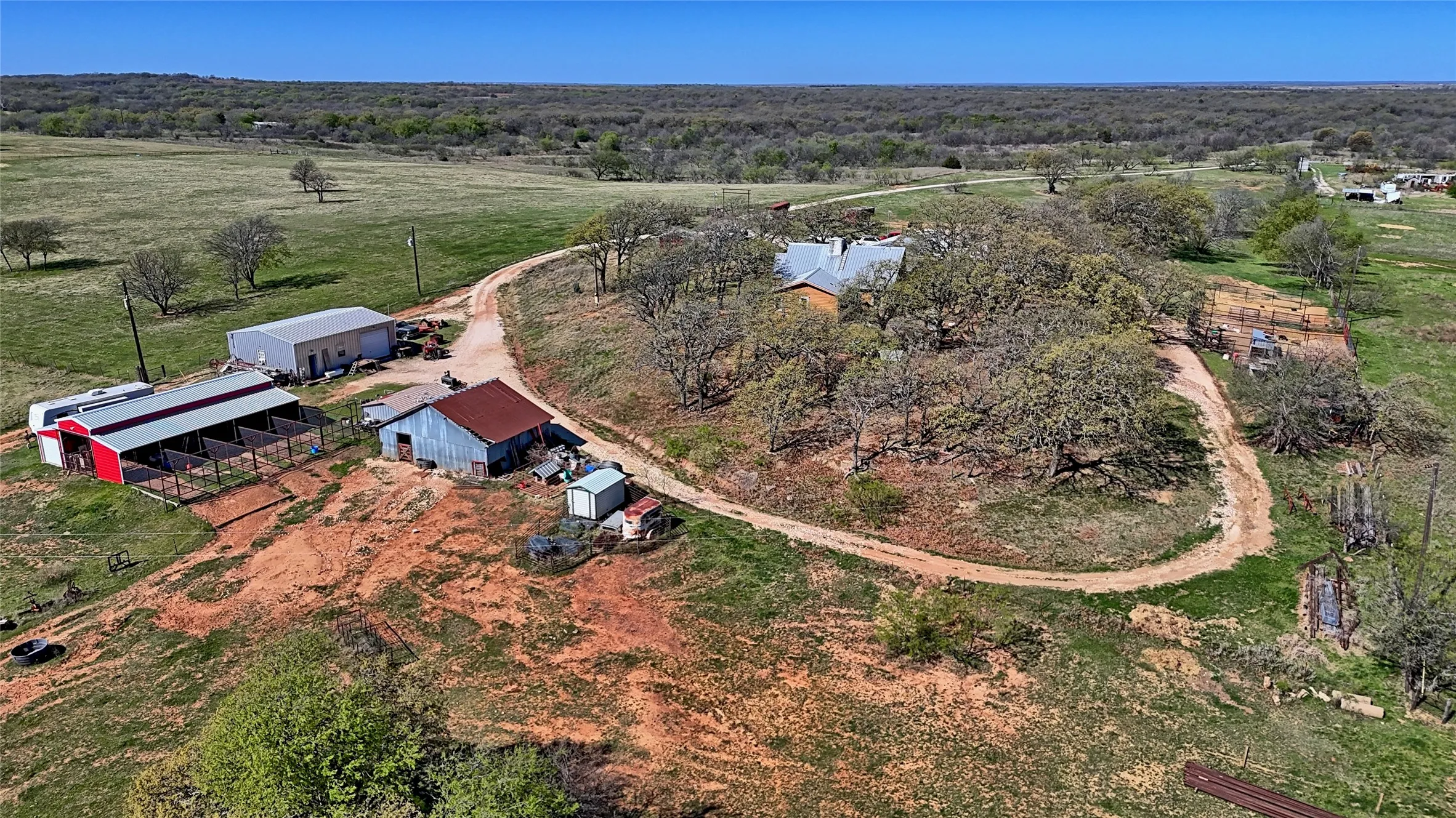 Farm For Sale in Montague County , 4179 Rock Springs School Road, Nocona, Texas 76255, 4 Bedrooms, 2 Bathrooms, 3 Garage spaces, 2,938 Sqft, built in 1985, Price $825,000, mls#21211969, Real Estate Agent in Nocona, Homes For Sale in Montague county, Homes For Sale in Nocona, Realtor in Nocona Texas, Real Estate Brokerage Independent Realty Texas, Luminita Cordes Realtor