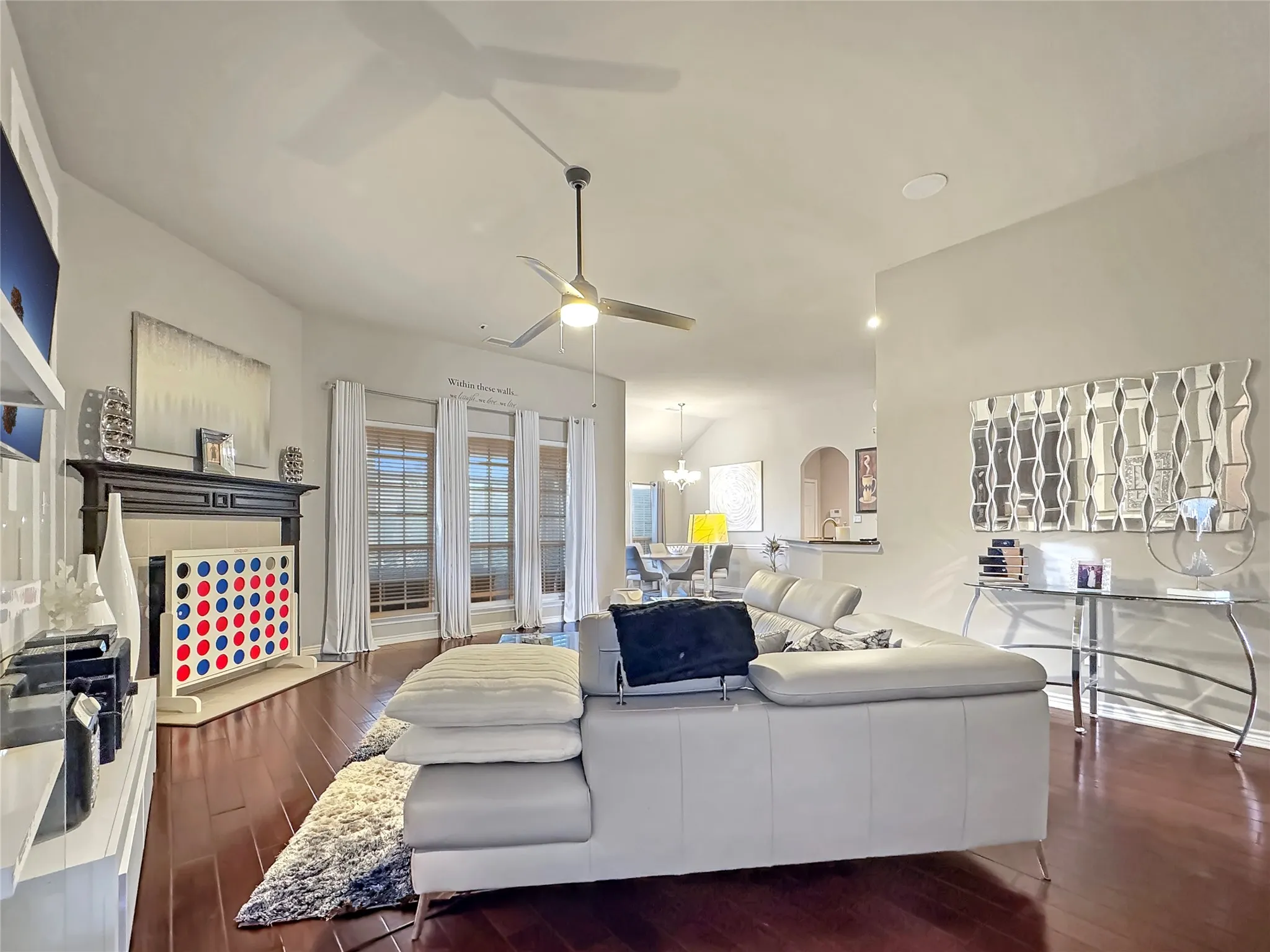 Single Family Residence For Sale in Dallas County , 904 Regal Bluff Lane, De Soto, Texas 75115, 4 Bedroom, 3 Bathroom, 2 Garage spaces, 2,852 Sqft, built in 2014, New Construction - Complete, mls#21200073, Real Estate Agent in De Soto, Homes For Sale in Dallas county, Homes For Sale in De Soto, Realtor in De Soto Texas, Real Estate Brokerage Independent Realty Texas, Luminita Cordes Realtor