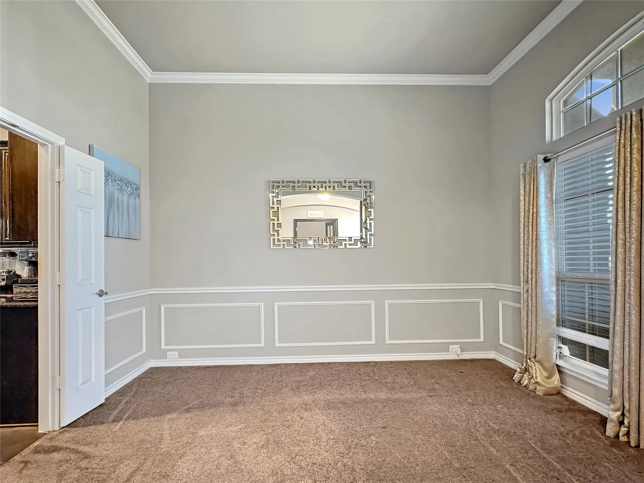 Single Family Residence For Sale in Dallas County , 904 Regal Bluff Lane, De Soto, Texas 75115, 4 Bedroom, 3 Bathroom, 2 Garage spaces, 2,852 Sqft, built in 2014, New Construction - Complete, mls#21200073, Real Estate Agent in De Soto, Homes For Sale in Dallas county, Homes For Sale in De Soto, Realtor in De Soto Texas, Real Estate Brokerage Independent Realty Texas, Luminita Cordes Realtor