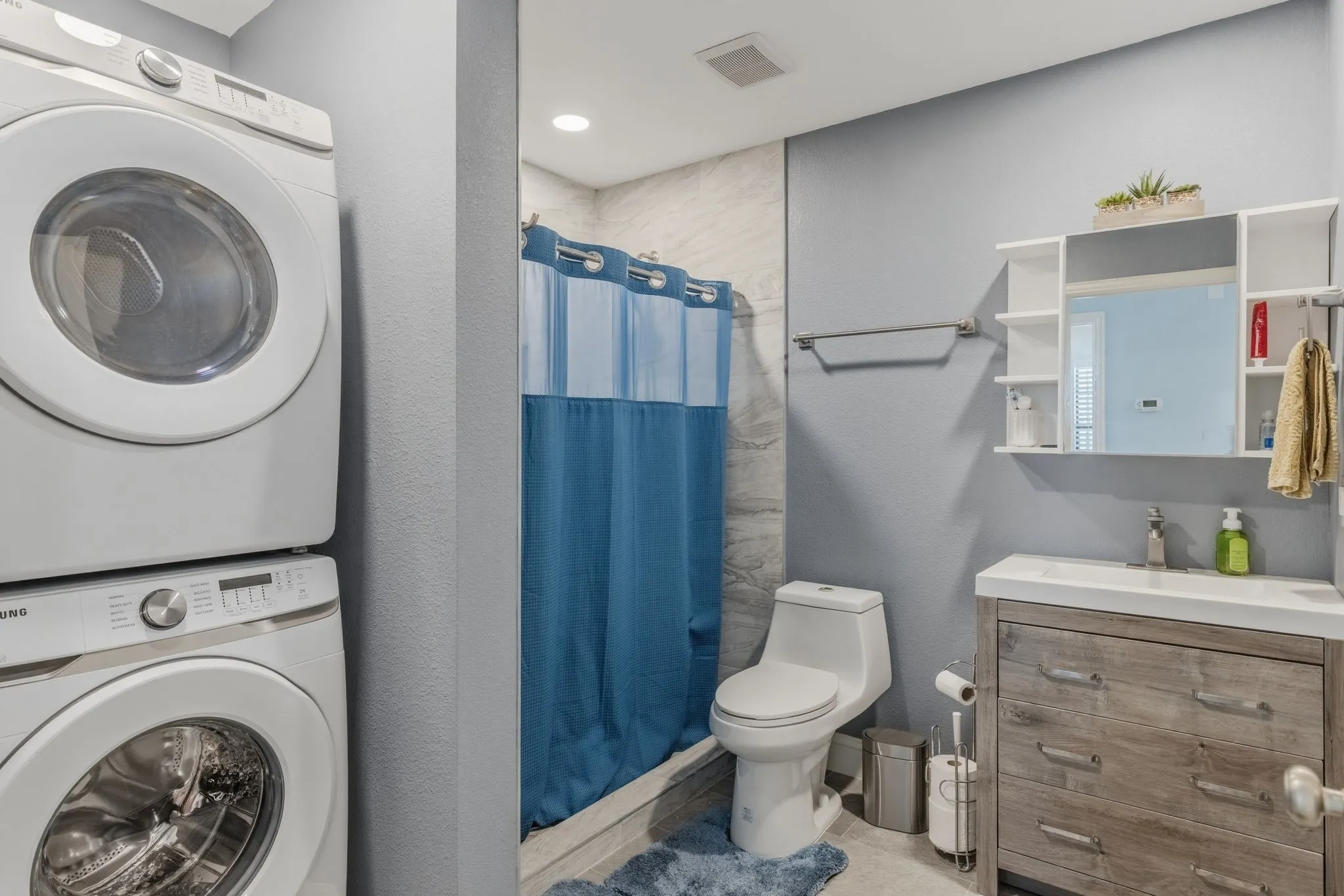 Single Family Residence For Sale in Rains County , 619 County Road 3350, Emory, Texas 75440, 3 Bedroom, 2 Bathroom, Garage spaces, 1,356 Sqft, built in 1995, mls#21215778, Real Estate Agent in Emory, Homes For Sale in Rains county, Homes For Sale in Emory, Realtor in Emory Texas, Real Estate Brokerage Independent Realty Texas, Luminita Cordes Realtor