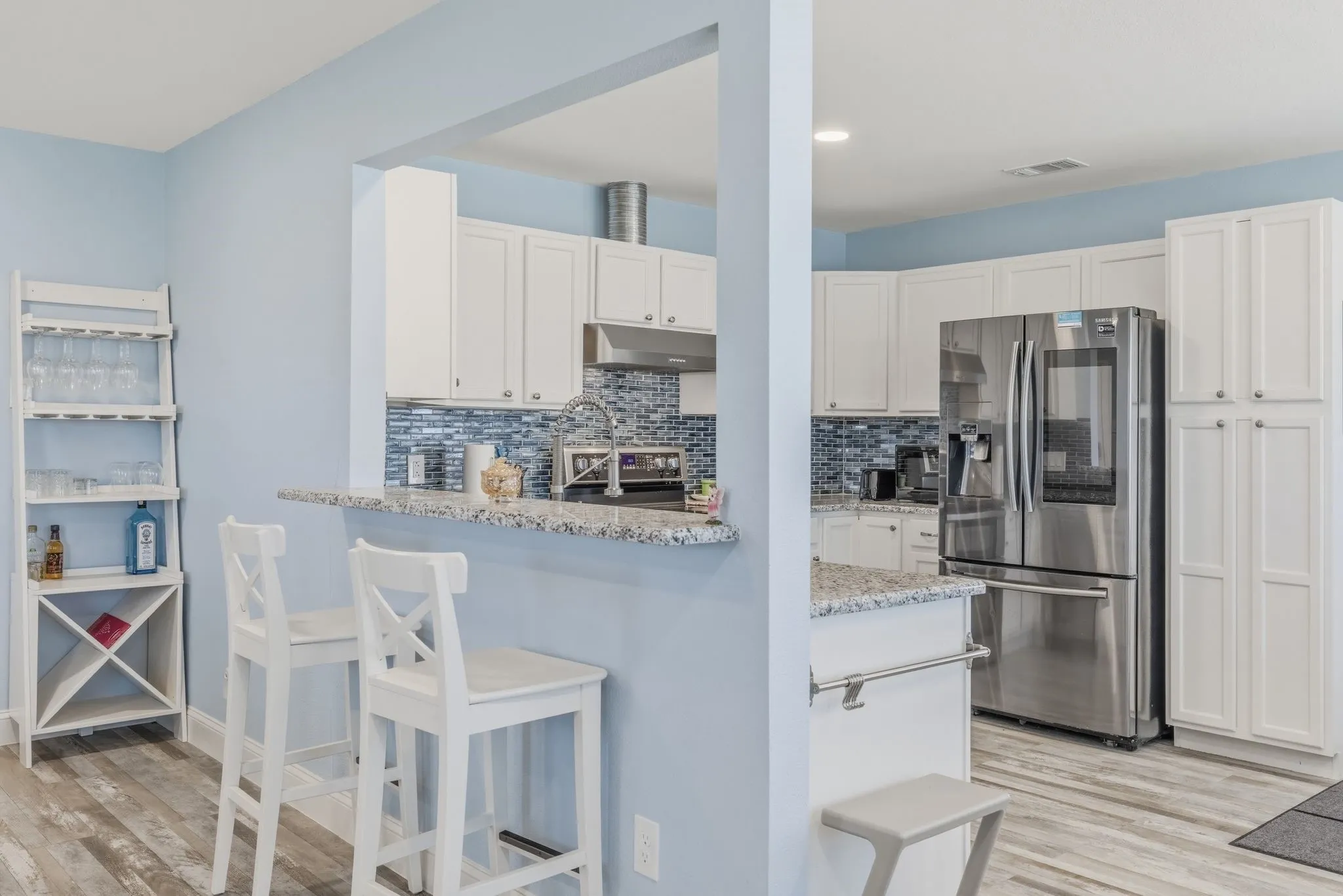 Single Family Residence For Sale in Rains County , 619 County Road 3350, Emory, Texas 75440, 3 Bedroom, 2 Bathroom, Garage spaces, 1,356 Sqft, built in 1995, mls#21215778, Real Estate Agent in Emory, Homes For Sale in Rains county, Homes For Sale in Emory, Realtor in Emory Texas, Real Estate Brokerage Independent Realty Texas, Luminita Cordes Realtor