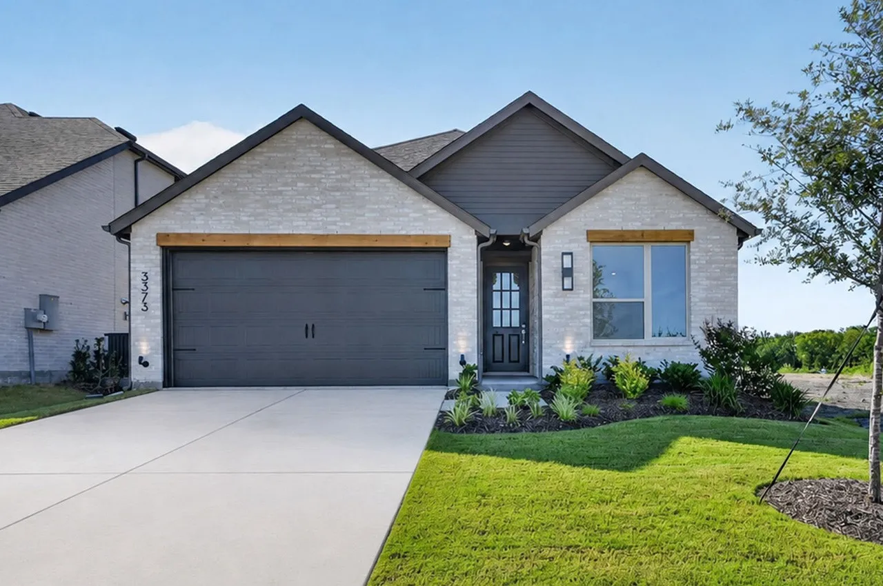 Single Family Residence For Sale in Kaufman County , 3373 Big Buffalo Street, Forney, Texas 75126, 4 Bedroom, 3 Bathroom, 2 Garage spaces, 1,953 Sqft, built in 2026, New Construction - Incomplete, mls#21215231, Real Estate Agent in Forney, Homes For Sale in Kaufman county, Homes For Sale in Forney, Realtor in Forney Texas, Real Estate Brokerage Independent Realty Texas, Luminita Cordes Realtor