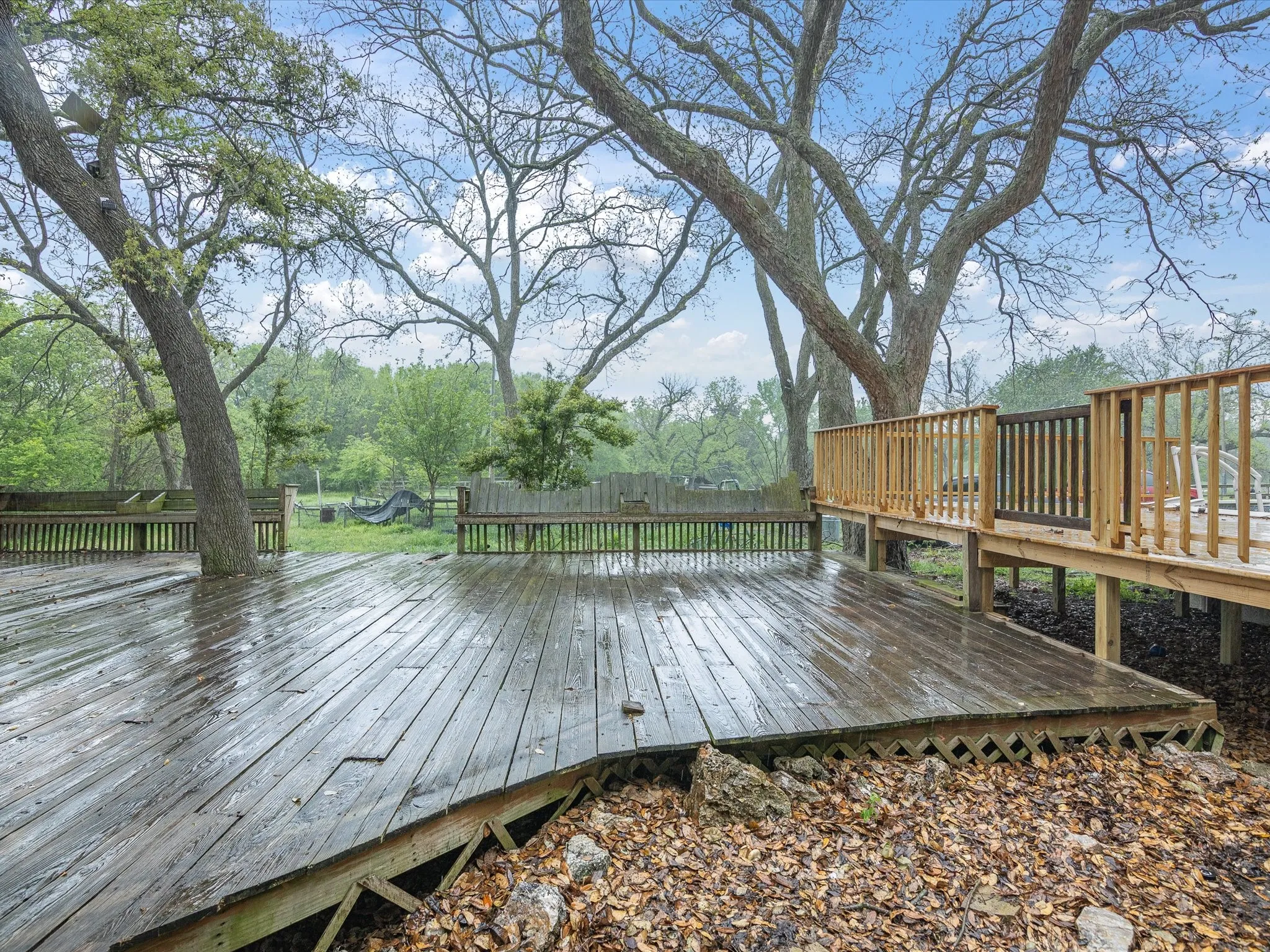 Single Family Residence For Sale in Ellis County , 1302 Forreston Road, Waxahachie, Texas 75165, 3 Bedroom, 3 Bathroom, 2 Garage spaces, 2,888 Sqft, built in 1966, Preowned, mls#21215468, Real Estate Agent in Waxahachie, Homes For Sale in Ellis county, Homes For Sale in Waxahachie, Realtor in Waxahachie Texas, Real Estate Brokerage Independent Realty Texas, Luminita Cordes Realtor