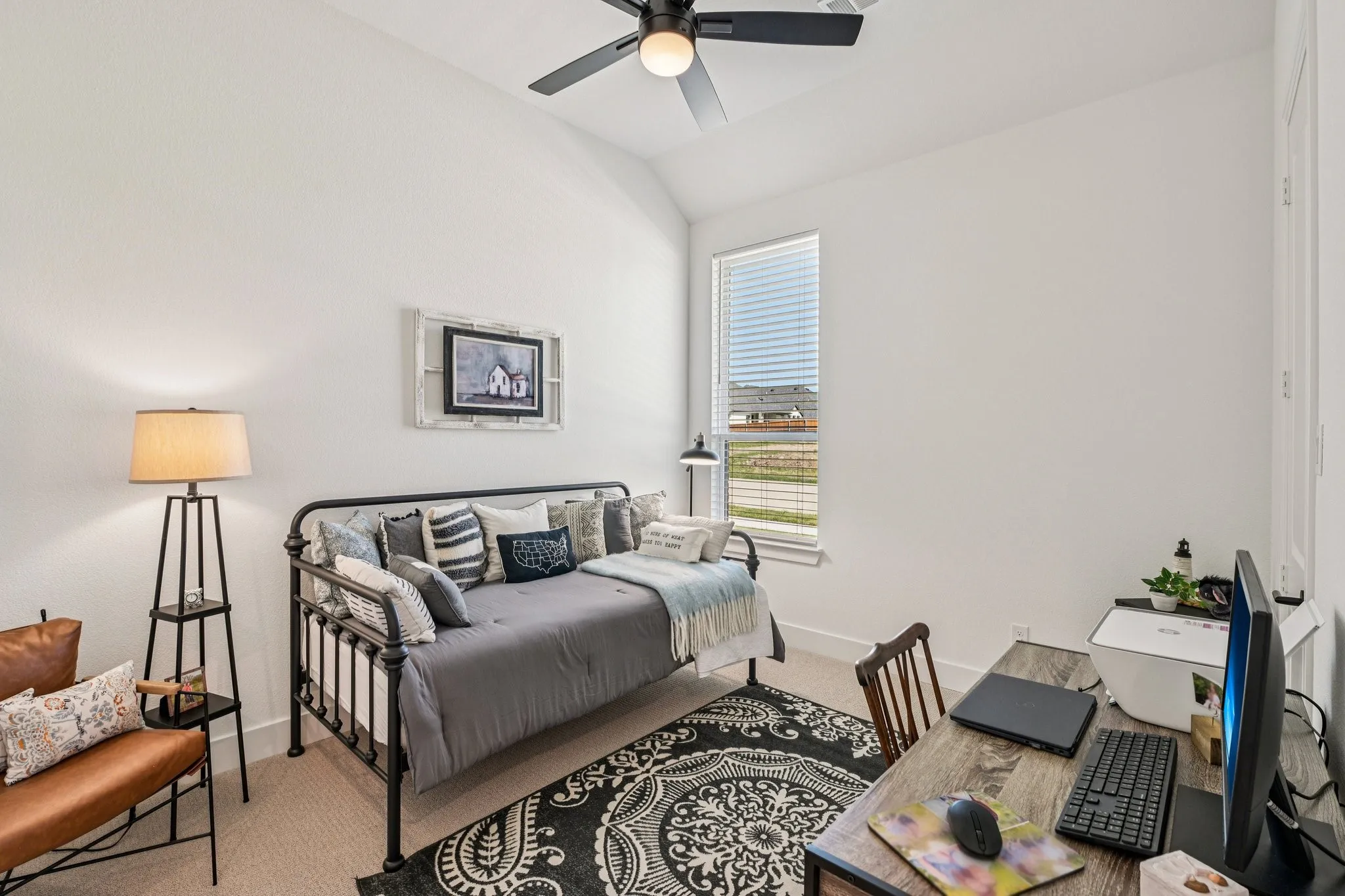 Single Family Residence For Sale in Ellis County , 2264 Emerald Drive, Waxahachie, Texas 75167, 4 Bedroom, 5 Bathroom, 2 Garage spaces, 2,848 Sqft, built in 2025, Preowned, mls#21210729, Real Estate Agent in Waxahachie, Homes For Sale in Ellis county, Homes For Sale in Waxahachie, Realtor in Waxahachie Texas, Real Estate Brokerage Independent Realty Texas, Luminita Cordes Realtor