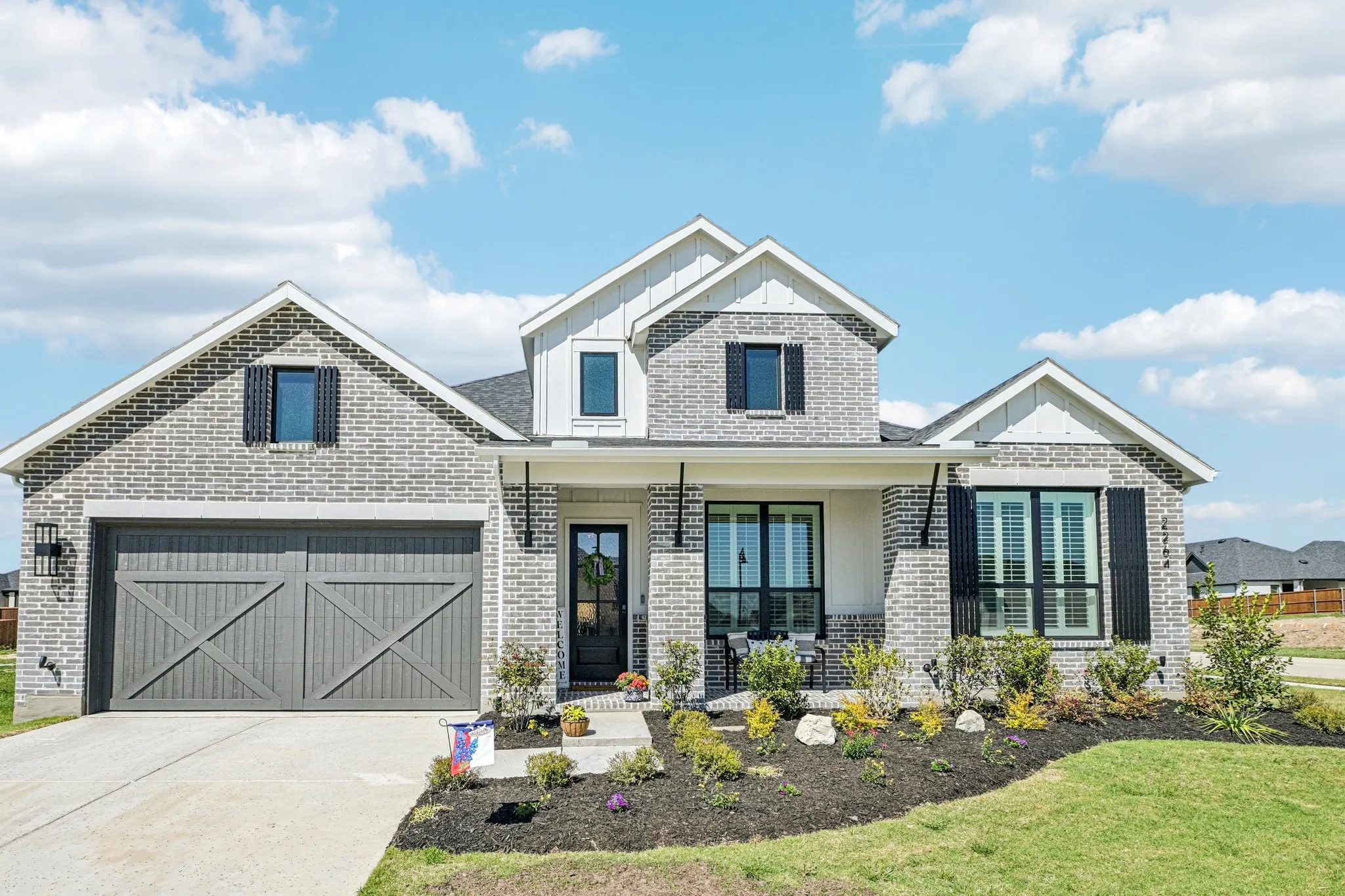 Single Family Residence For Sale in Ellis County , 2264 Emerald Drive, Waxahachie, Texas 75167, 4 Bedroom, 5 Bathroom, 2 Garage spaces, 2,848 Sqft, built in 2025, Preowned, mls#21210729, Real Estate Agent in Waxahachie, Homes For Sale in Ellis county, Homes For Sale in Waxahachie, Realtor in Waxahachie Texas, Real Estate Brokerage Independent Realty Texas, Luminita Cordes Realtor
