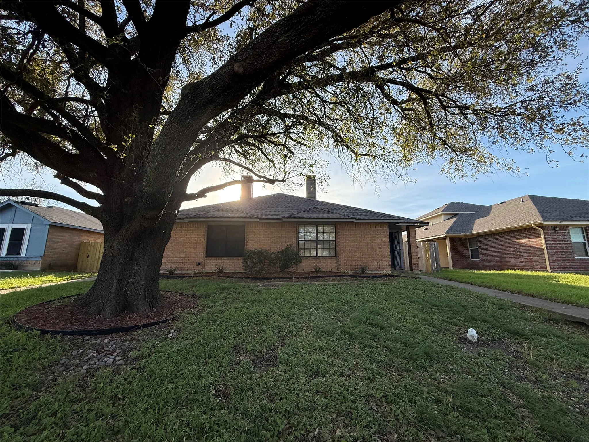 Duplex For Sale in Dallas County , 1433 N Bluegrove Road, Lancaster, Texas 75134, 6 Bedroom, 4 Bathroom, Garage spaces, 0 Sqft, built in 1986, Preowned, mls#21212561, Real Estate Agent in Lancaster, Homes For Sale in Dallas county, Homes For Sale in Lancaster, Realtor in Lancaster Texas, Real Estate Brokerage Independent Realty Texas, Luminita Cordes Realtor