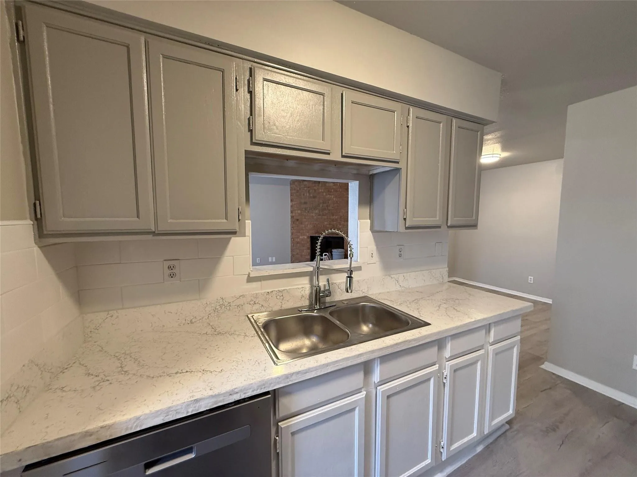 Duplex For Sale in Dallas County , 1433 N Bluegrove Road, Lancaster, Texas 75134, 6 Bedroom, 4 Bathroom, Garage spaces, 0 Sqft, built in 1986, Preowned, mls#21212561, Real Estate Agent in Lancaster, Homes For Sale in Dallas county, Homes For Sale in Lancaster, Realtor in Lancaster Texas, Real Estate Brokerage Independent Realty Texas, Luminita Cordes Realtor