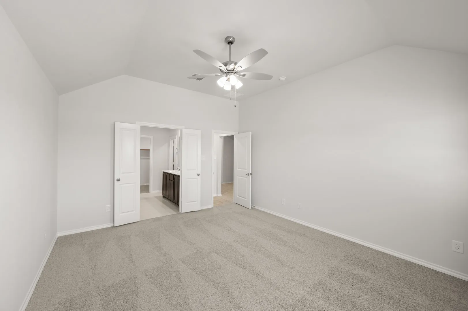 2833 Hay- Primary Suite-2