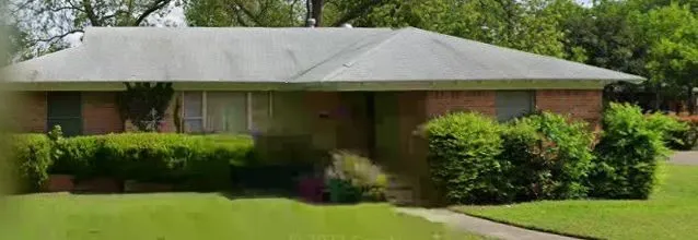 Single Family Residence For Sale in Dallas County , 721 Woodacre Drive, Dallas, Texas 75241, 3 Bedrooms, 2 Bathrooms, 2 Garage spaces, 1,671 Sqft, built in 1955, Price $190,000, mls#21215884, Real Estate Agent in Dallas, Homes For Sale in Dallas county, Homes For Sale in Dallas, Realtor in Dallas Texas, Real Estate Brokerage Independent Realty Texas, Luminita Cordes Realtor