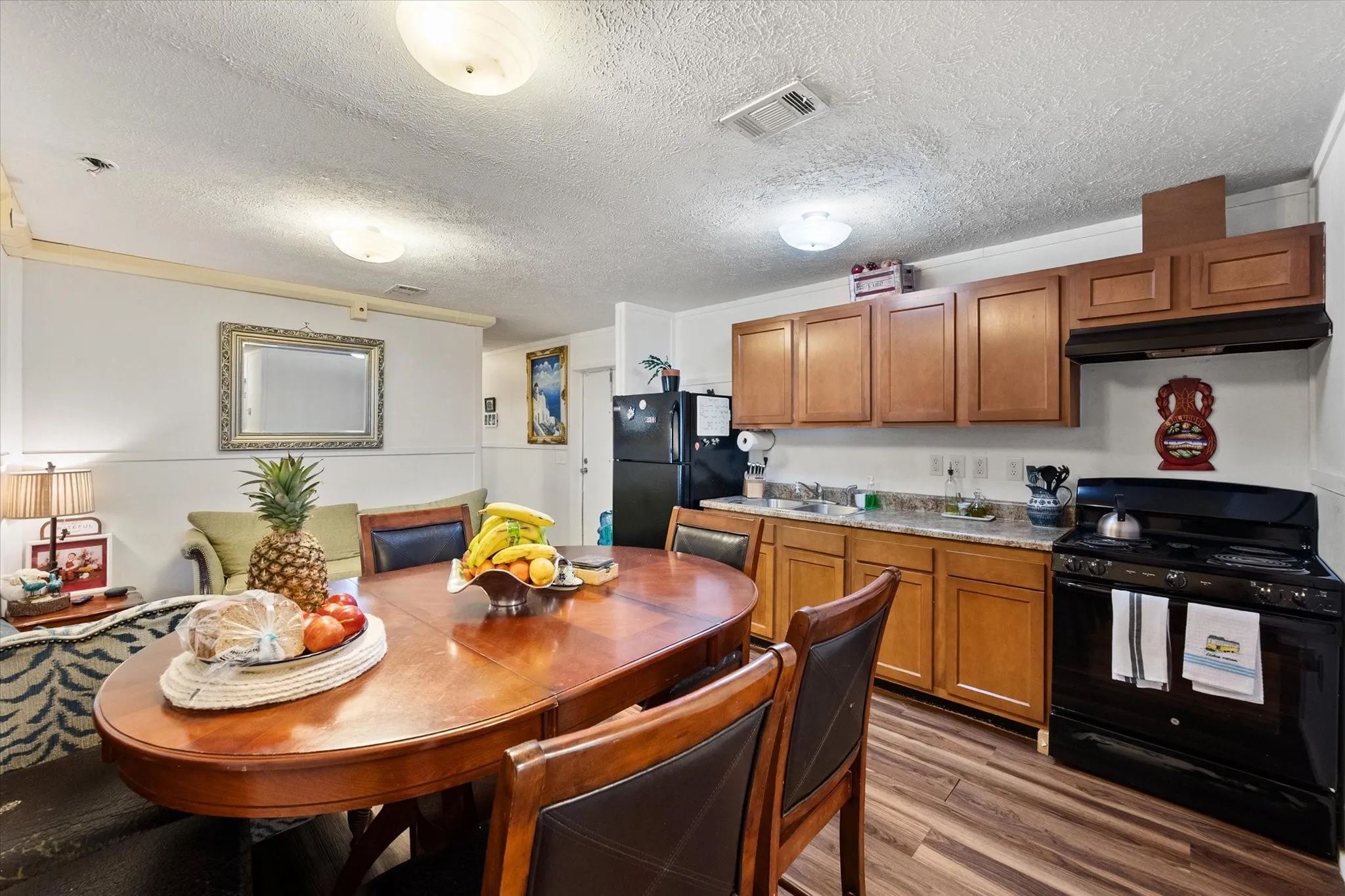 Mobile Home For Sale in Freestone County , 199 Fcr 1051, Streetman, Texas 75859, 2 Bedroom, 2 Bathroom, Garage spaces, 896 Sqft, built in 2016, Preowned, Price $174,900, mls#21213588, Real Estate Agent in Streetman, Homes For Sale in Freestone county, Homes For Sale in Streetman, Realtor in Streetman Texas, Real Estate Brokerage Independent Realty Texas, Luminita Cordes Realtor