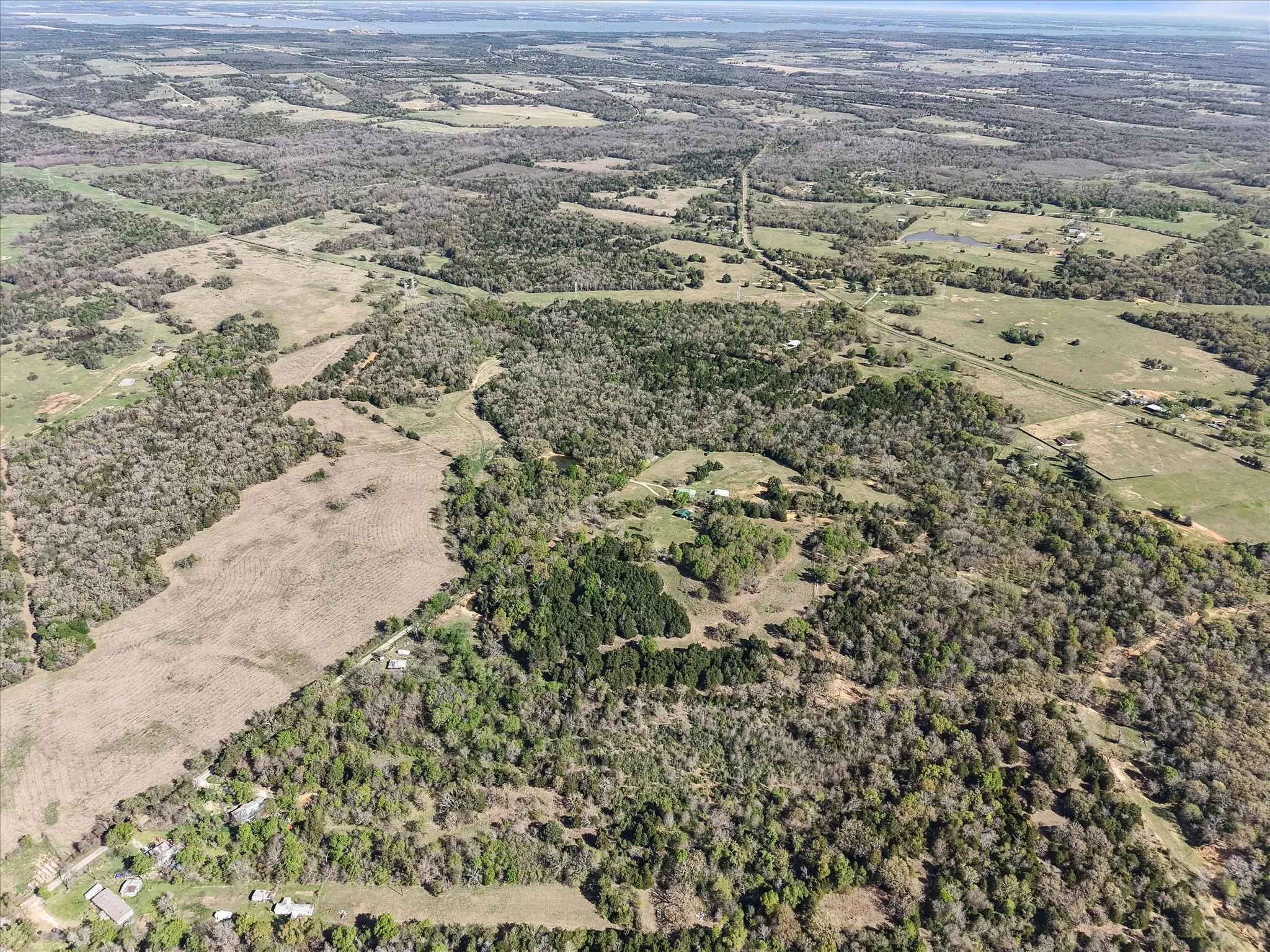 Mobile Home For Sale in Freestone County , 199 Fcr 1051, Streetman, Texas 75859, 2 Bedroom, 2 Bathroom, Garage spaces, 896 Sqft, built in 2016, Preowned, Price $174,900, mls#21213588, Real Estate Agent in Streetman, Homes For Sale in Freestone county, Homes For Sale in Streetman, Realtor in Streetman Texas, Real Estate Brokerage Independent Realty Texas, Luminita Cordes Realtor
