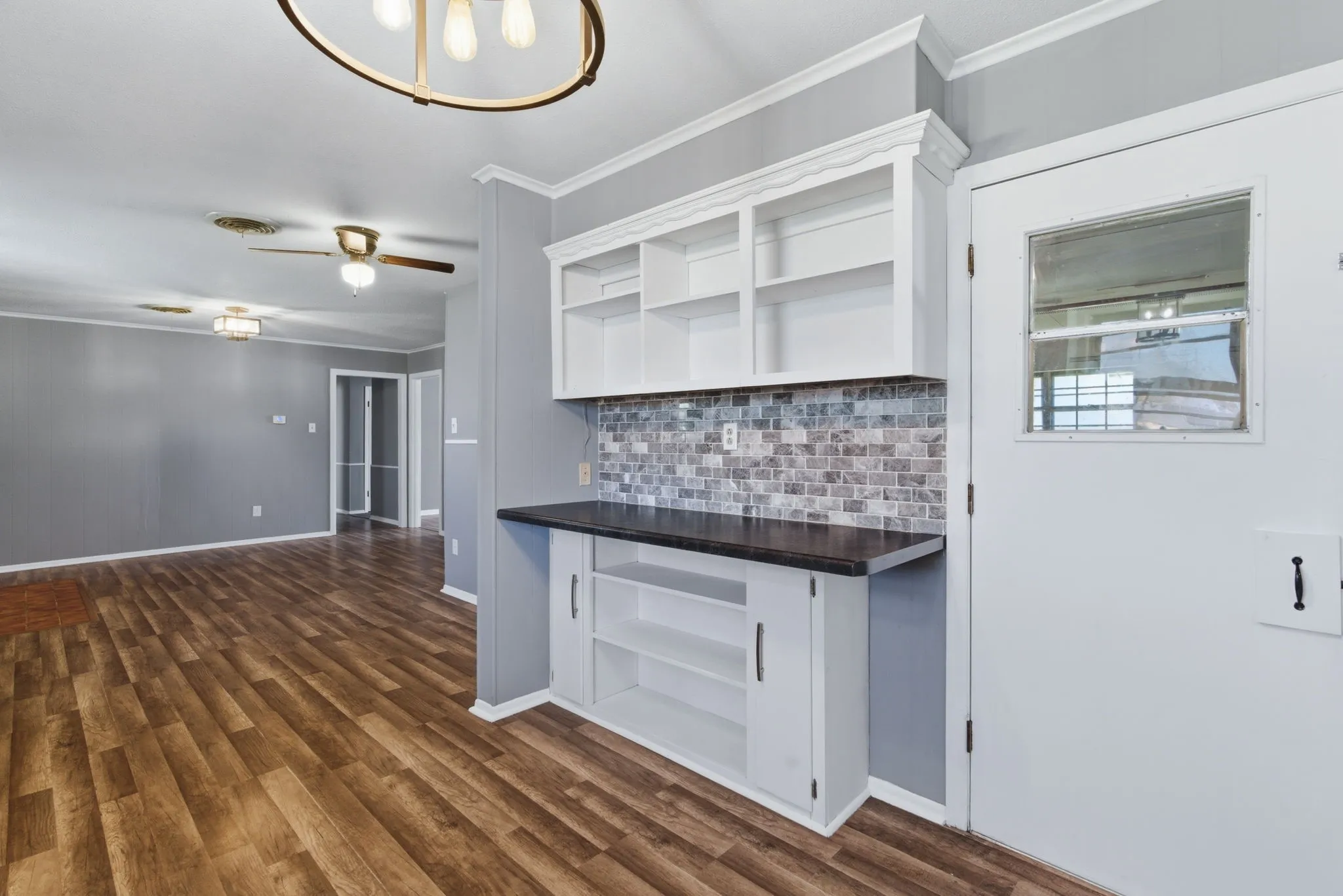 Single Family Residence For Sale in Eastland County , 1408 Primrose Lane, Cisco, Texas 76437, 3 Bedroom, 2 Bathroom, 2 Garage spaces, 1,506 Sqft, built in 1975, Preowned, mls#21215290, Real Estate Agent in Cisco, Homes For Sale in Eastland county, Homes For Sale in Cisco, Realtor in Cisco Texas, Real Estate Brokerage Independent Realty Texas, Luminita Cordes Realtor