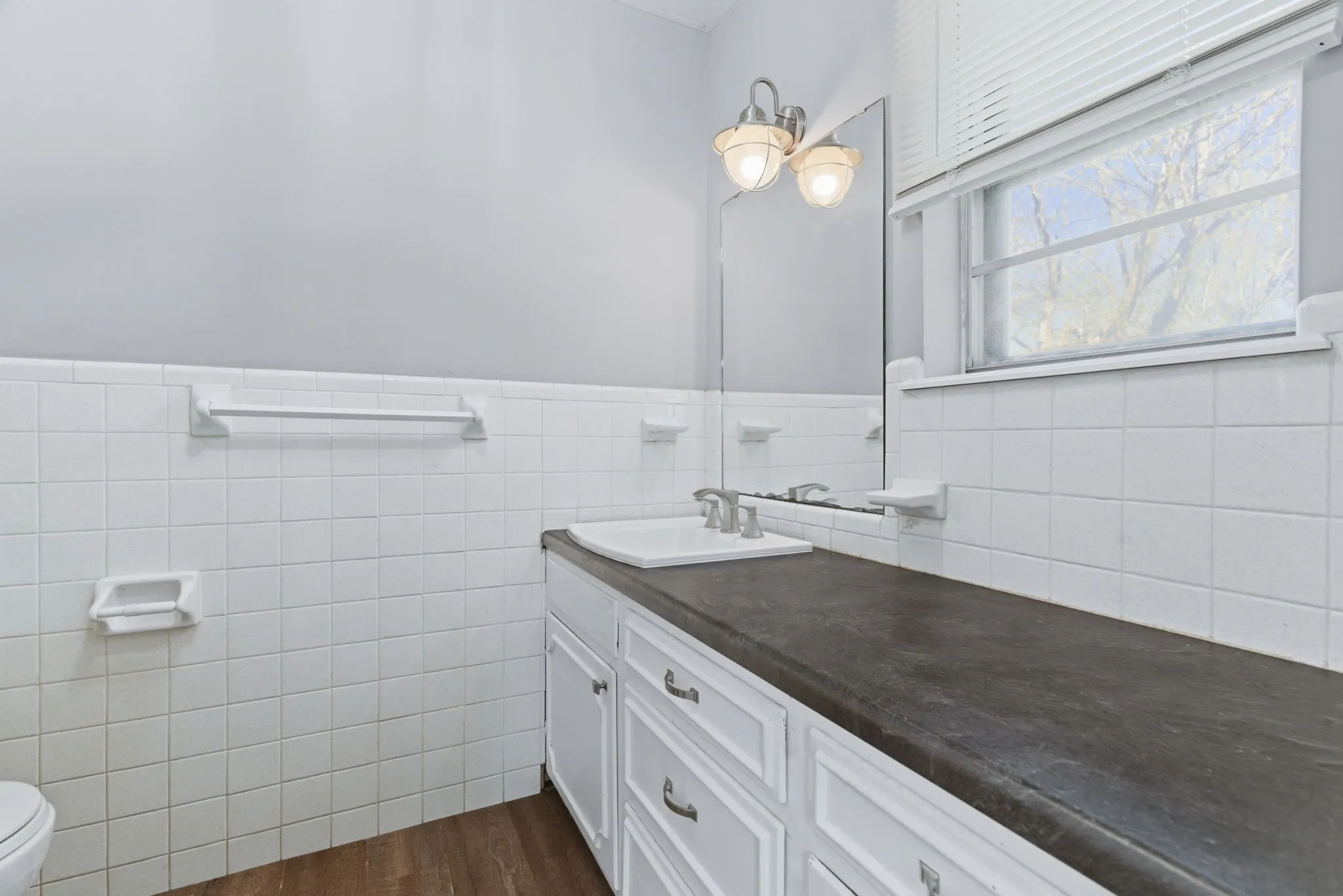 Single Family Residence For Sale in Eastland County , 1408 Primrose Lane, Cisco, Texas 76437, 3 Bedroom, 2 Bathroom, 2 Garage spaces, 1,506 Sqft, built in 1975, Preowned, mls#21215290, Real Estate Agent in Cisco, Homes For Sale in Eastland county, Homes For Sale in Cisco, Realtor in Cisco Texas, Real Estate Brokerage Independent Realty Texas, Luminita Cordes Realtor