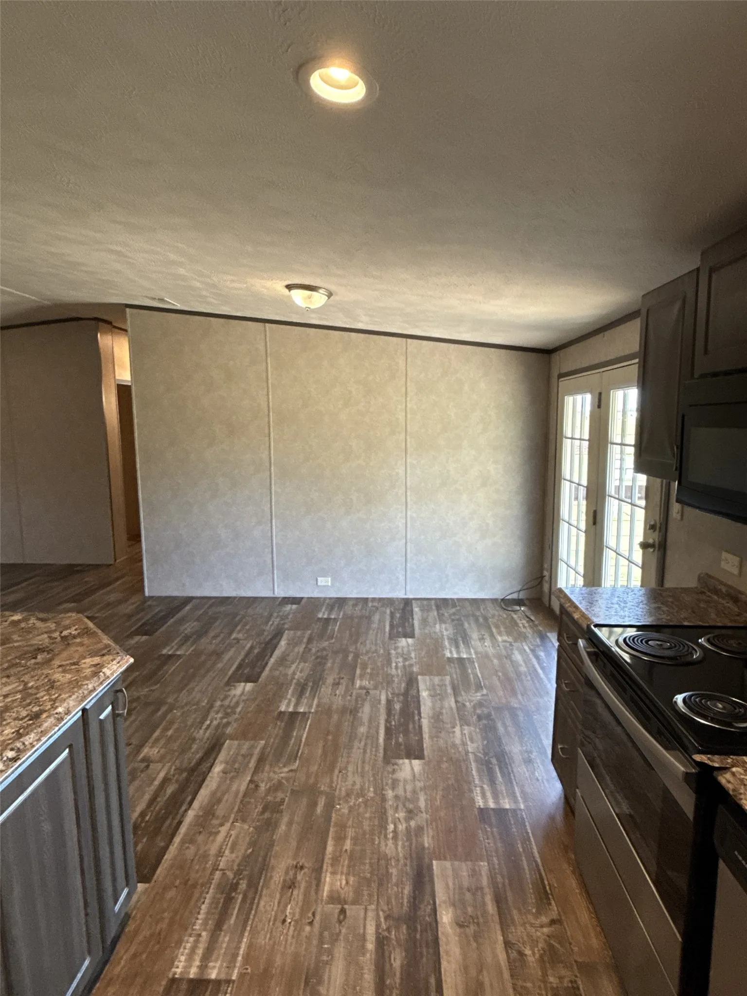 Mobile Home For Rent in Van Zandt County , 894 Fm 1395, Edgewood, Texas 75117, 3 Bedroom, 2 Bathroom, Garage spaces, 1,232 Sqft, built in 2021, Preowned, mls#21215950, Real Estate Agent in Edgewood, Homes For Rent in Van Zandt county, Homes For Rent in Edgewood, Realtor in Edgewood Texas, Real Estate Brokerage Independent Realty Texas, Luminita Cordes Realtor