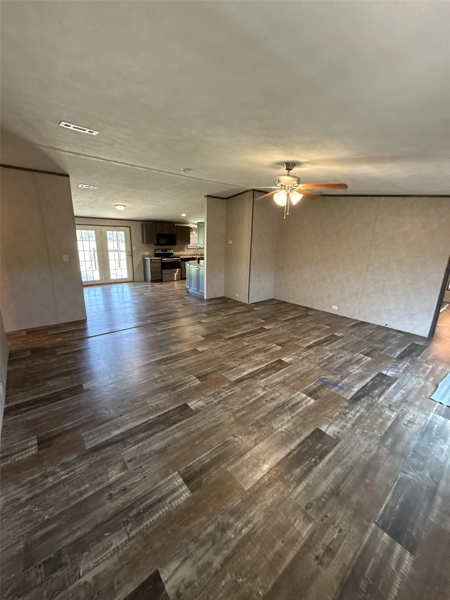 Mobile Home For Rent in Van Zandt County , 894 Fm 1395, Edgewood, Texas 75117, 3 Bedroom, 2 Bathroom, Garage spaces, 1,232 Sqft, built in 2021, Preowned, mls#21215950, Real Estate Agent in Edgewood, Homes For Rent in Van Zandt county, Homes For Rent in Edgewood, Realtor in Edgewood Texas, Real Estate Brokerage Independent Realty Texas, Luminita Cordes Realtor