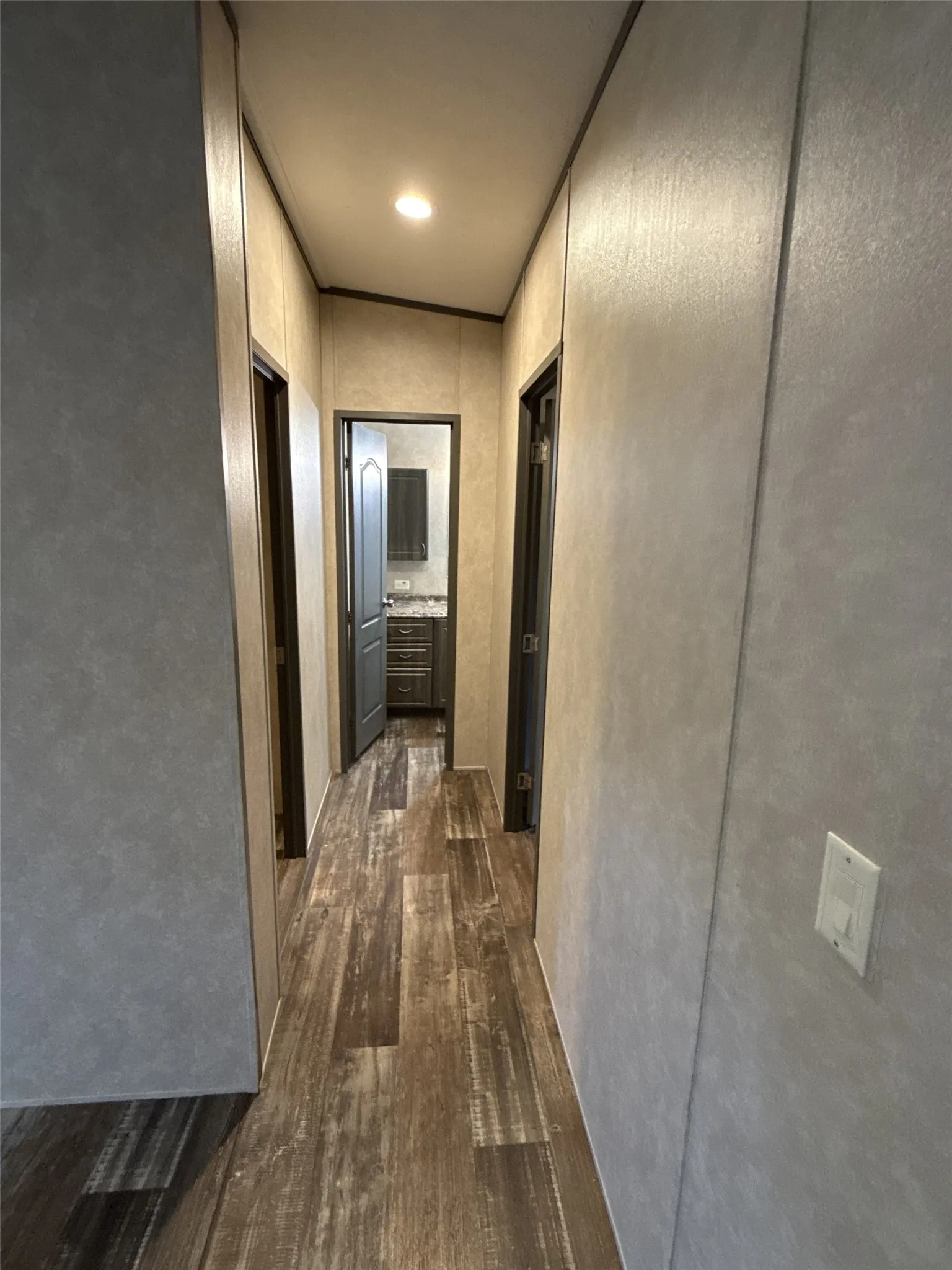Mobile Home For Rent in Van Zandt County , 894 Fm 1395, Edgewood, Texas 75117, 3 Bedroom, 2 Bathroom, Garage spaces, 1,232 Sqft, built in 2021, Preowned, mls#21215950, Real Estate Agent in Edgewood, Homes For Rent in Van Zandt county, Homes For Rent in Edgewood, Realtor in Edgewood Texas, Real Estate Brokerage Independent Realty Texas, Luminita Cordes Realtor