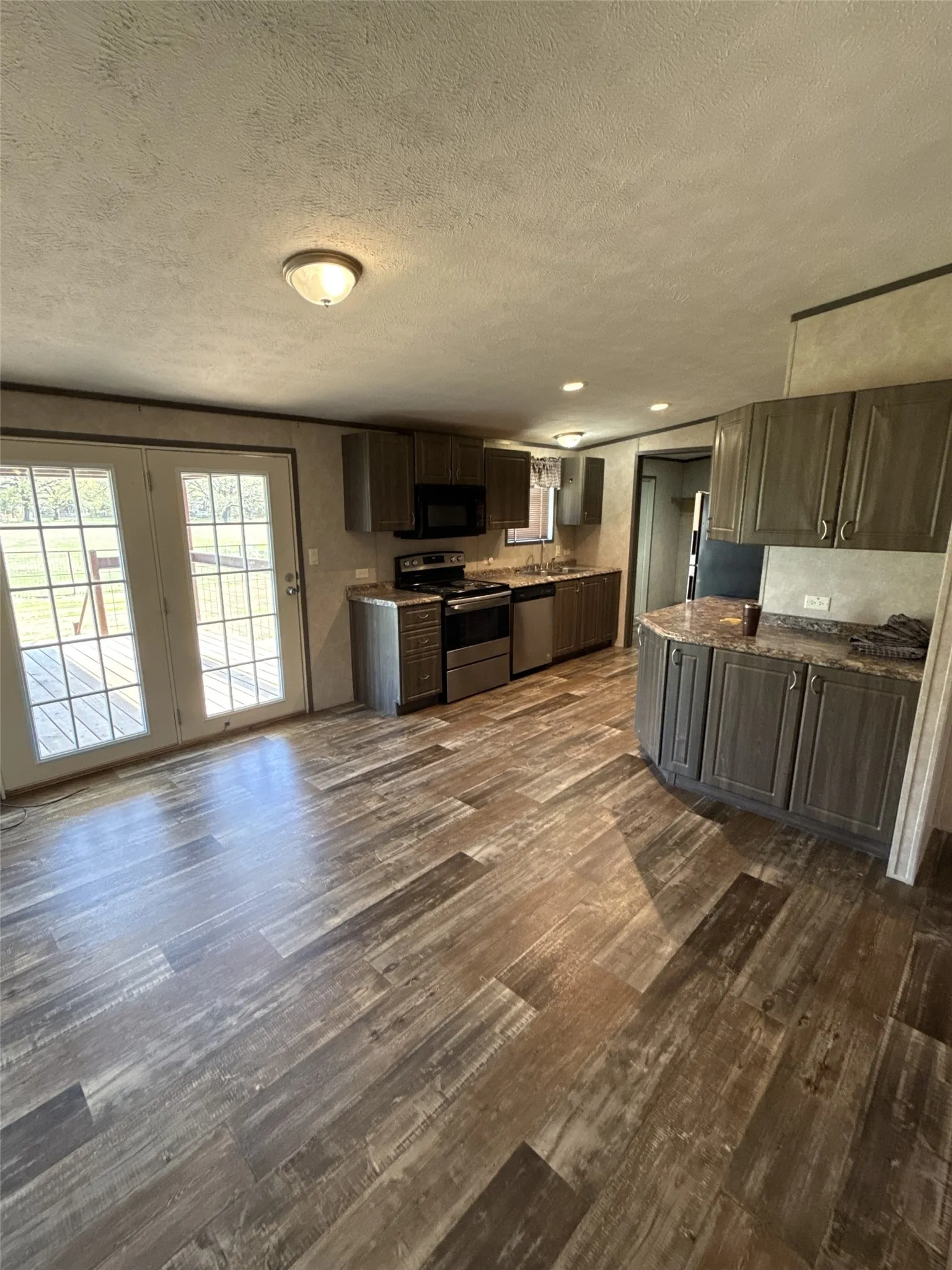 Mobile Home For Rent in Van Zandt County , 894 Fm 1395, Edgewood, Texas 75117, 3 Bedroom, 2 Bathroom, Garage spaces, 1,232 Sqft, built in 2021, Preowned, mls#21215950, Real Estate Agent in Edgewood, Homes For Rent in Van Zandt county, Homes For Rent in Edgewood, Realtor in Edgewood Texas, Real Estate Brokerage Independent Realty Texas, Luminita Cordes Realtor