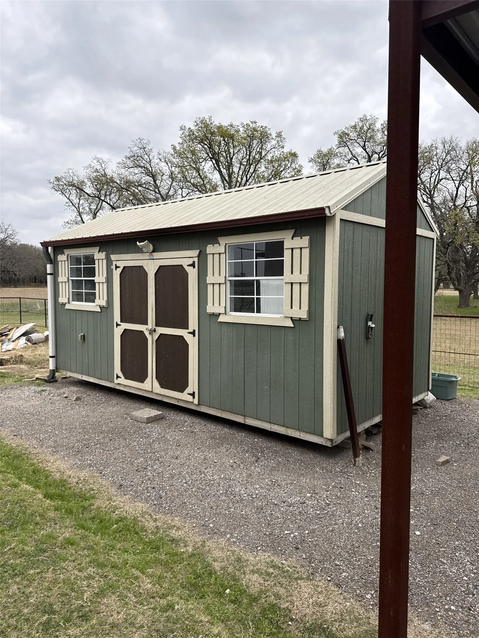Mobile Home For Rent in Van Zandt County , 894 Fm 1395, Edgewood, Texas 75117, 3 Bedroom, 2 Bathroom, Garage spaces, 1,232 Sqft, built in 2021, Preowned, mls#21215950, Real Estate Agent in Edgewood, Homes For Rent in Van Zandt county, Homes For Rent in Edgewood, Realtor in Edgewood Texas, Real Estate Brokerage Independent Realty Texas, Luminita Cordes Realtor