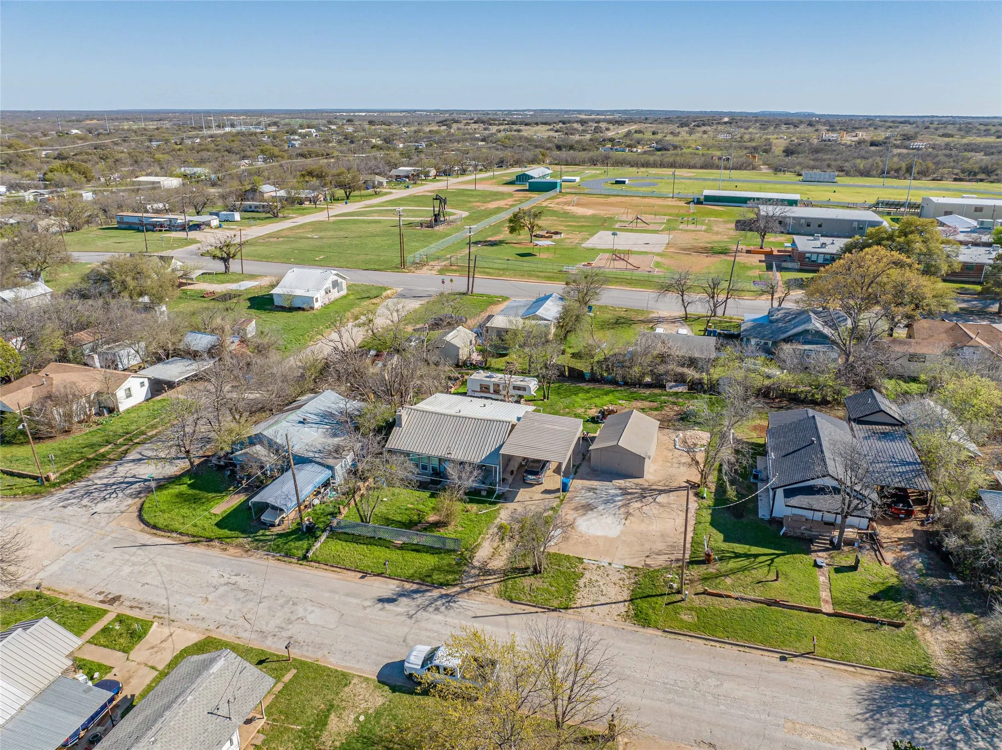 Single Family Residence For Sale in Stephens County , 903 W Wheeler Street, Breckenridge, Texas 76424, 2 Bedrooms, 1 Bathroom, Garage spaces, 1,165 Sqft, built in 1948, Price $109,500, mls#21210462, Real Estate Agent in Breckenridge, Homes For Sale in Stephens county, Homes For Sale in Breckenridge, Realtor in Breckenridge Texas, Real Estate Brokerage Independent Realty Texas, Luminita Cordes Realtor
