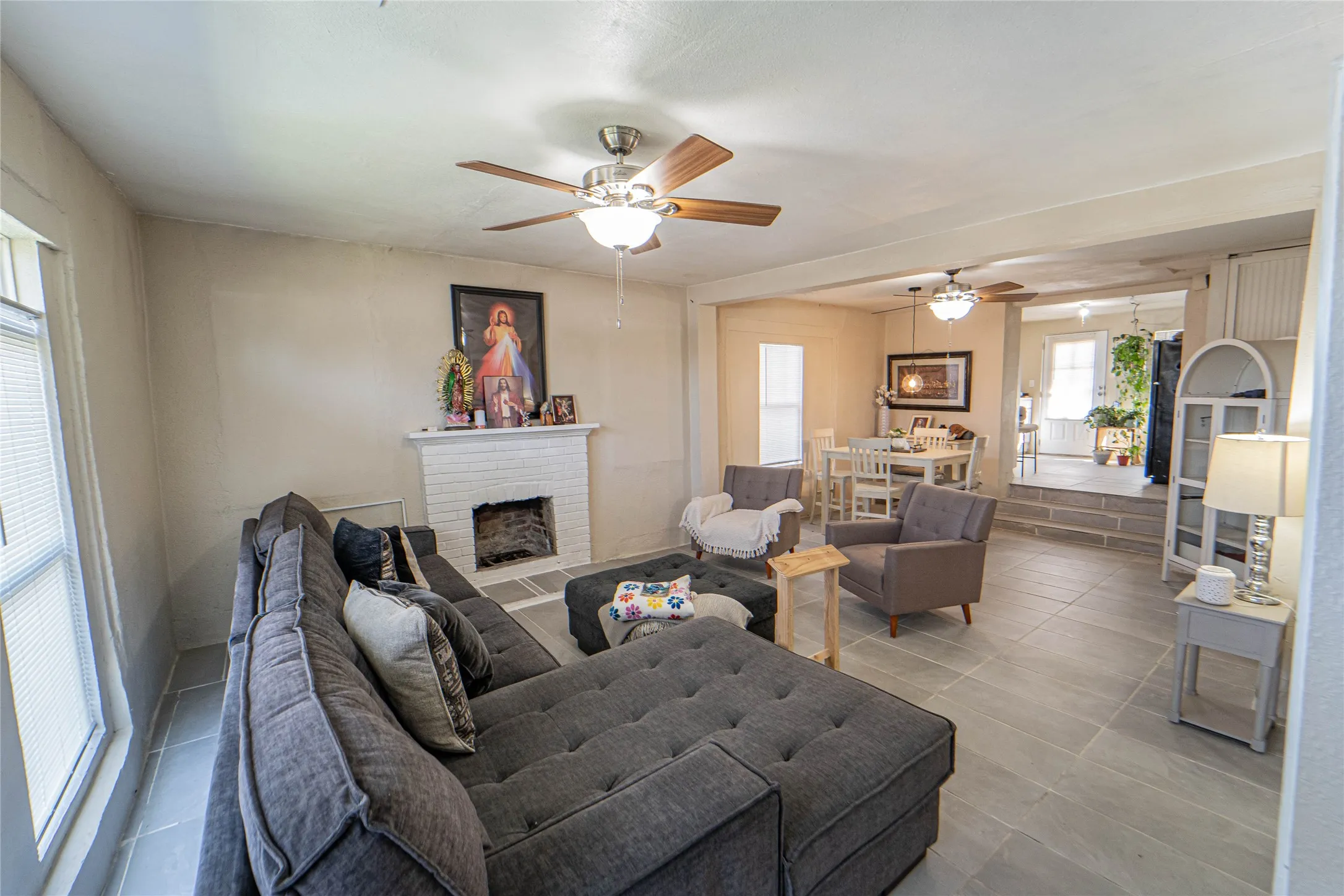 Single Family Residence For Sale in Stephens County , 903 W Wheeler Street, Breckenridge, Texas 76424, 2 Bedrooms, 1 Bathroom, Garage spaces, 1,165 Sqft, built in 1948, Price $109,500, mls#21210462, Real Estate Agent in Breckenridge, Homes For Sale in Stephens county, Homes For Sale in Breckenridge, Realtor in Breckenridge Texas, Real Estate Brokerage Independent Realty Texas, Luminita Cordes Realtor