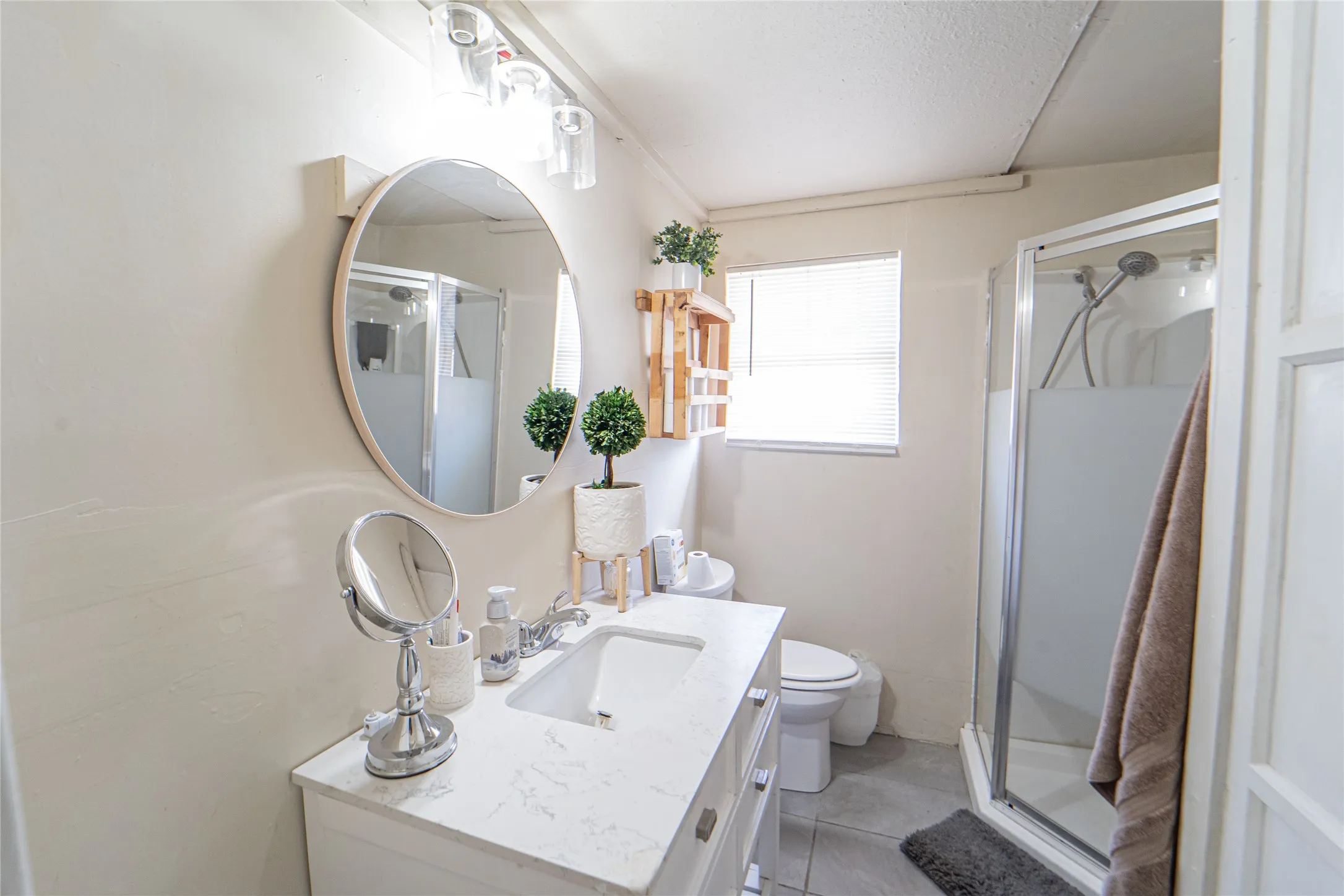 Single Family Residence For Sale in Stephens County , 903 W Wheeler Street, Breckenridge, Texas 76424, 2 Bedrooms, 1 Bathroom, Garage spaces, 1,165 Sqft, built in 1948, Price $109,500, mls#21210462, Real Estate Agent in Breckenridge, Homes For Sale in Stephens county, Homes For Sale in Breckenridge, Realtor in Breckenridge Texas, Real Estate Brokerage Independent Realty Texas, Luminita Cordes Realtor
