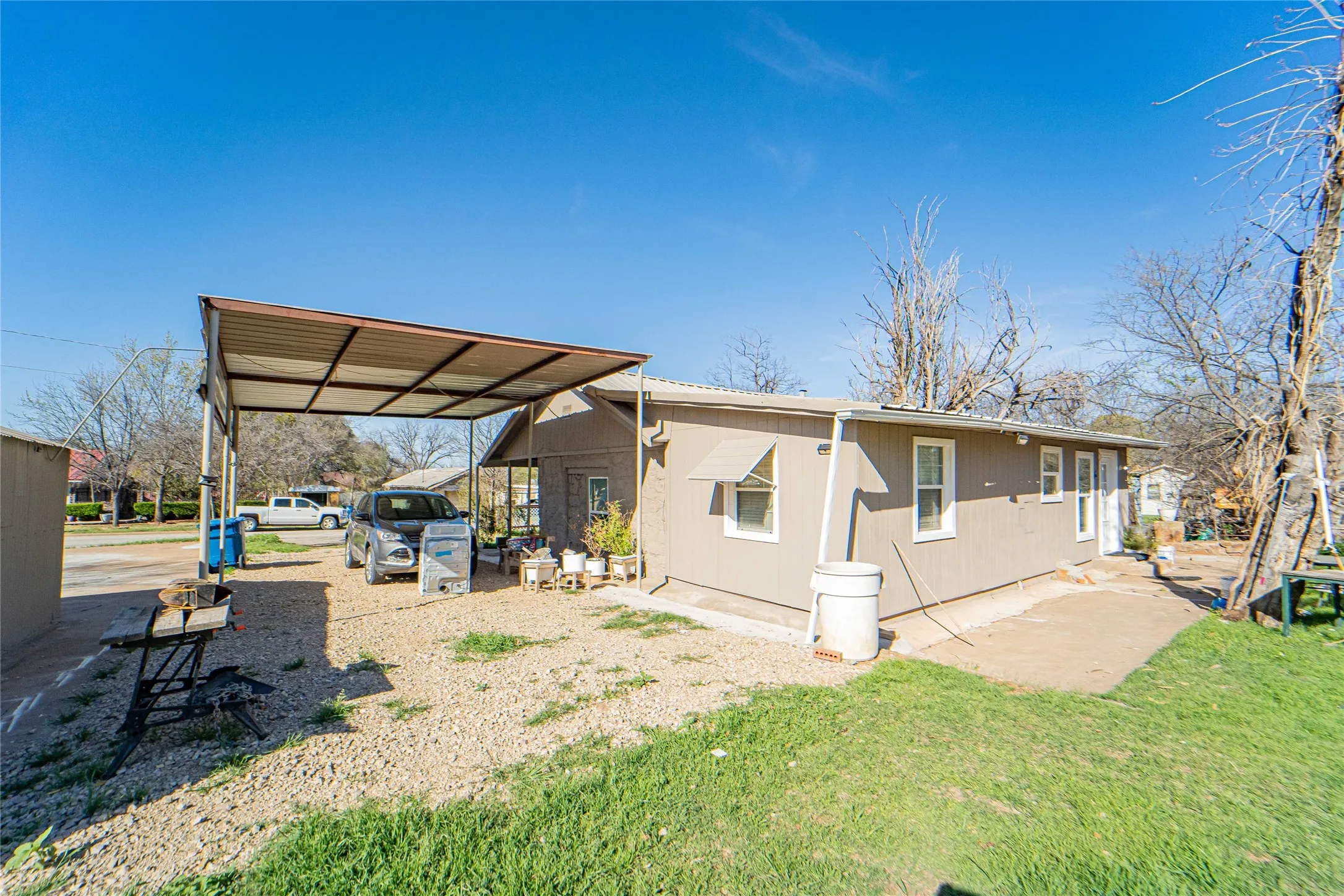 Single Family Residence For Sale in Stephens County , 903 W Wheeler Street, Breckenridge, Texas 76424, 2 Bedrooms, 1 Bathroom, Garage spaces, 1,165 Sqft, built in 1948, Price $109,500, mls#21210462, Real Estate Agent in Breckenridge, Homes For Sale in Stephens county, Homes For Sale in Breckenridge, Realtor in Breckenridge Texas, Real Estate Brokerage Independent Realty Texas, Luminita Cordes Realtor