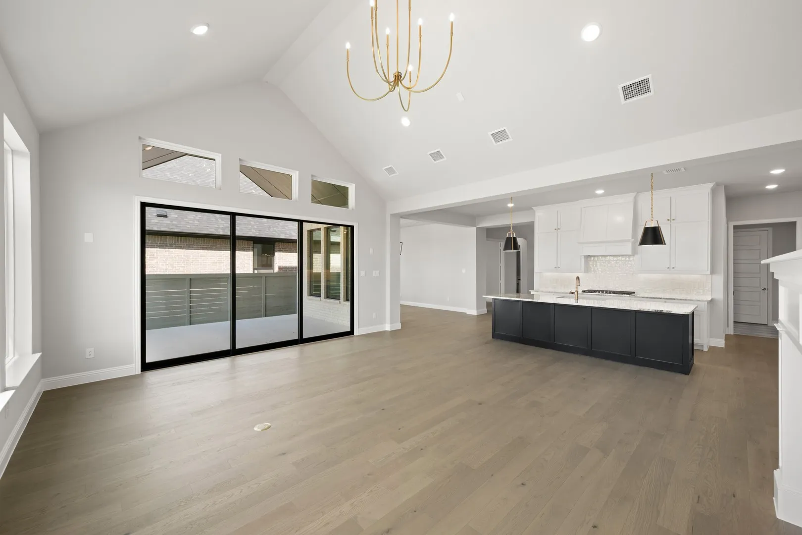 LMF7-0032-Y BROOKDALE II - A- Living Room-2