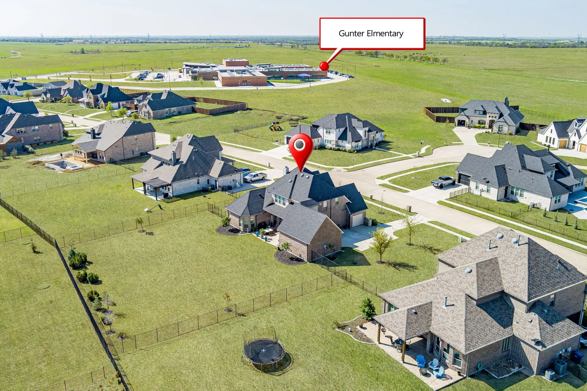 Single Family Residence For Sale in Grayson County , 1120 Macgregor Lane, Gunter, Texas 75058, 4 Bedroom, 3 Bathroom, 3 Garage spaces, 3,364 Sqft, built in 2016, mls#21215926, Real Estate Agent in Gunter, Homes For Sale in Grayson county, Homes For Sale in Gunter, Realtor in Gunter Texas, Real Estate Brokerage Independent Realty Texas, Luminita Cordes Realtor