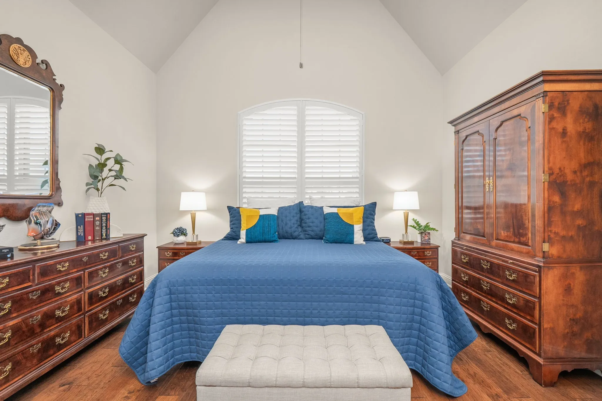 Single Family Residence For Sale in Grayson County , 1120 Macgregor Lane, Gunter, Texas 75058, 4 Bedroom, 3 Bathroom, 3 Garage spaces, 3,364 Sqft, built in 2016, mls#21215926, Real Estate Agent in Gunter, Homes For Sale in Grayson county, Homes For Sale in Gunter, Realtor in Gunter Texas, Real Estate Brokerage Independent Realty Texas, Luminita Cordes Realtor