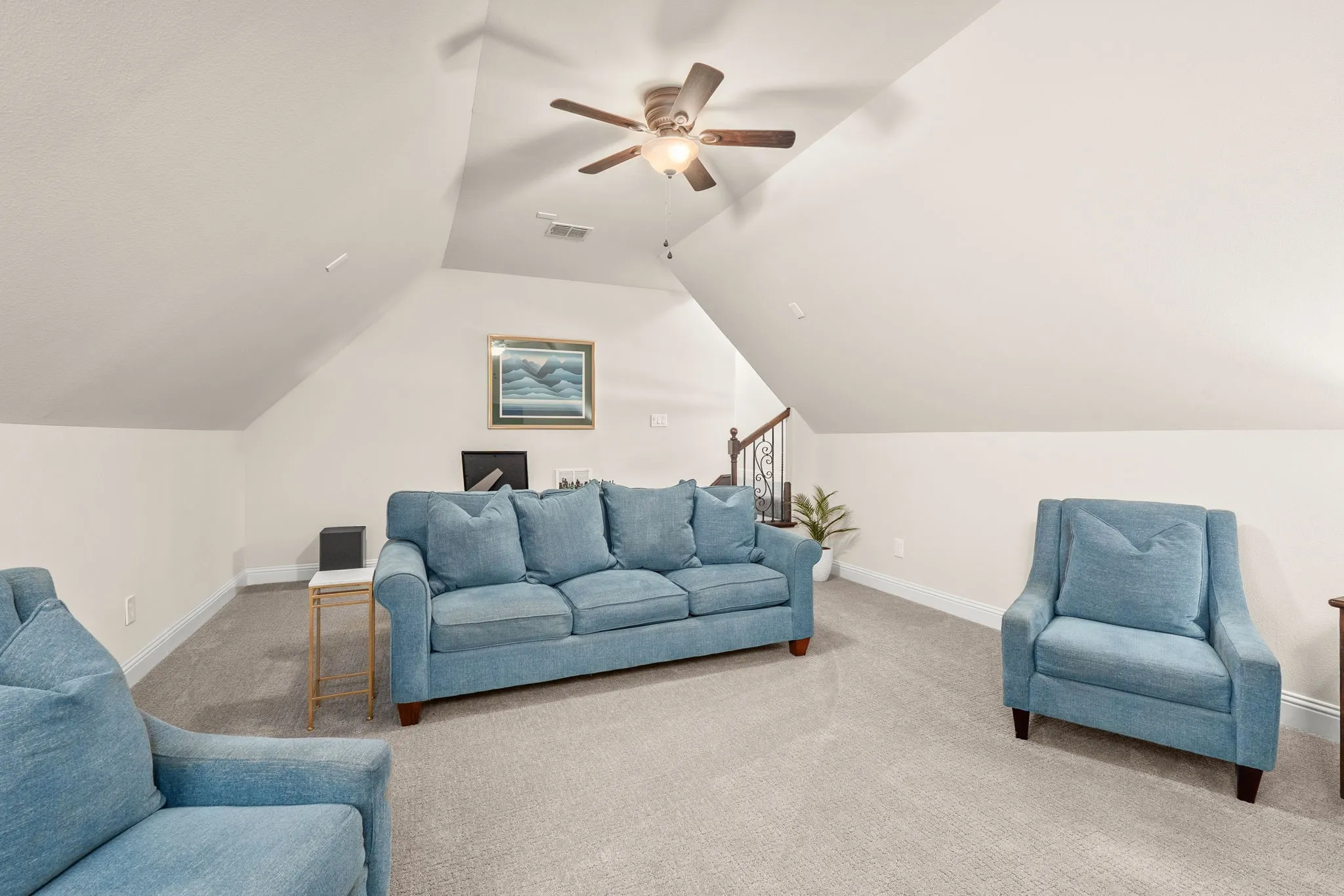 Single Family Residence For Sale in Grayson County , 1120 Macgregor Lane, Gunter, Texas 75058, 4 Bedroom, 3 Bathroom, 3 Garage spaces, 3,364 Sqft, built in 2016, mls#21215926, Real Estate Agent in Gunter, Homes For Sale in Grayson county, Homes For Sale in Gunter, Realtor in Gunter Texas, Real Estate Brokerage Independent Realty Texas, Luminita Cordes Realtor