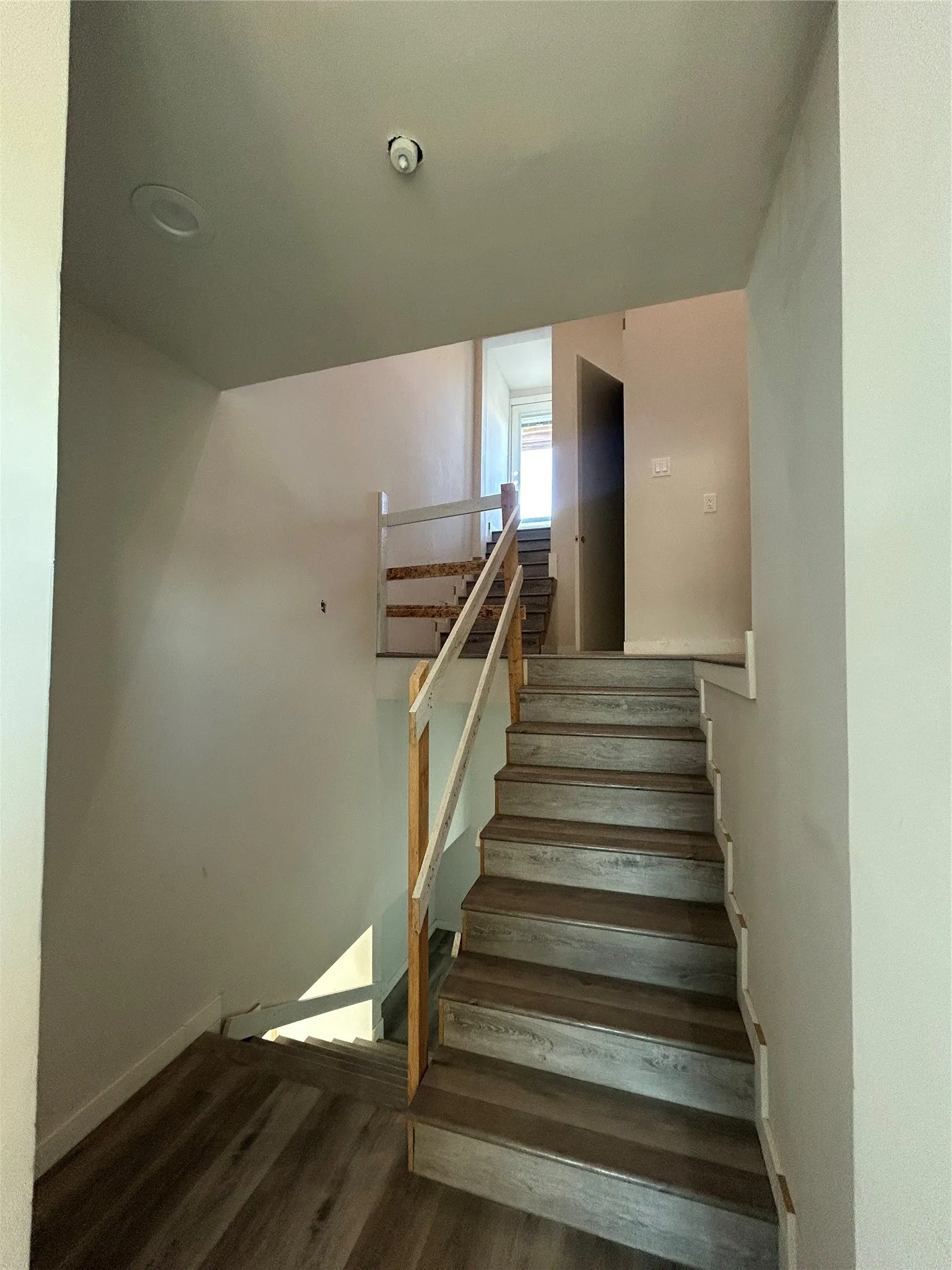 Single Family Residence For Sale in Dallas County , 1401 Seegar Street, Dallas, Texas 75215, 5 Bedroom, 6 Bathroom, 2 Garage spaces, 4,293 Sqft, built in 2025, mls#21216039, Real Estate Agent in Dallas, Homes For Sale in Dallas county, Homes For Sale in Dallas, Realtor in Dallas Texas, Real Estate Brokerage Independent Realty Texas, Luminita Cordes Realtor