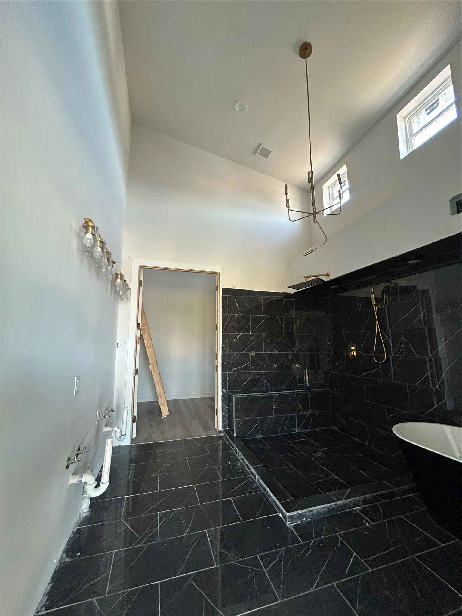 Single Family Residence For Sale in Dallas County , 1401 Seegar Street, Dallas, Texas 75215, 5 Bedroom, 6 Bathroom, 2 Garage spaces, 4,293 Sqft, built in 2025, mls#21216039, Real Estate Agent in Dallas, Homes For Sale in Dallas county, Homes For Sale in Dallas, Realtor in Dallas Texas, Real Estate Brokerage Independent Realty Texas, Luminita Cordes Realtor
