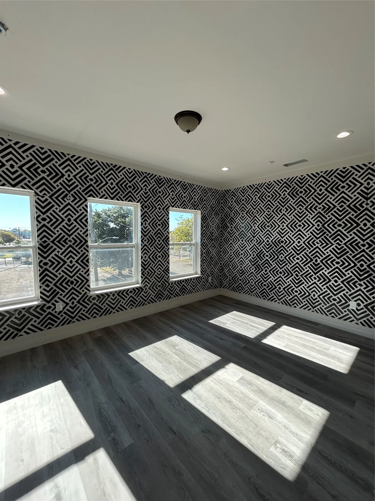 Single Family Residence For Sale in Dallas County , 1401 Seegar Street, Dallas, Texas 75215, 5 Bedroom, 6 Bathroom, 2 Garage spaces, 4,293 Sqft, built in 2025, mls#21216039, Real Estate Agent in Dallas, Homes For Sale in Dallas county, Homes For Sale in Dallas, Realtor in Dallas Texas, Real Estate Brokerage Independent Realty Texas, Luminita Cordes Realtor