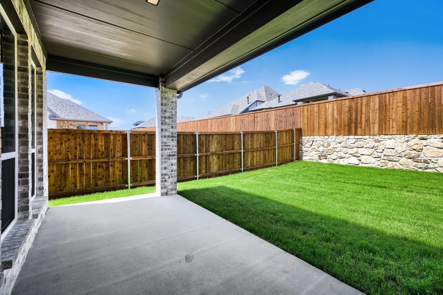 Single Family Residence For Sale in Denton County , 4407 Windy Point Road, Oak Point, Texas 75068, 4 Bedroom, 5 Bathroom, 3 Garage spaces, 3,297 Sqft, built in 2026, New Construction - Incomplete, mls#21216093, Real Estate Agent in Oak Point, Homes For Sale in Denton county, Homes For Sale in Oak Point, Realtor in Oak Point Texas, Real Estate Brokerage Independent Realty Texas, Luminita Cordes Realtor