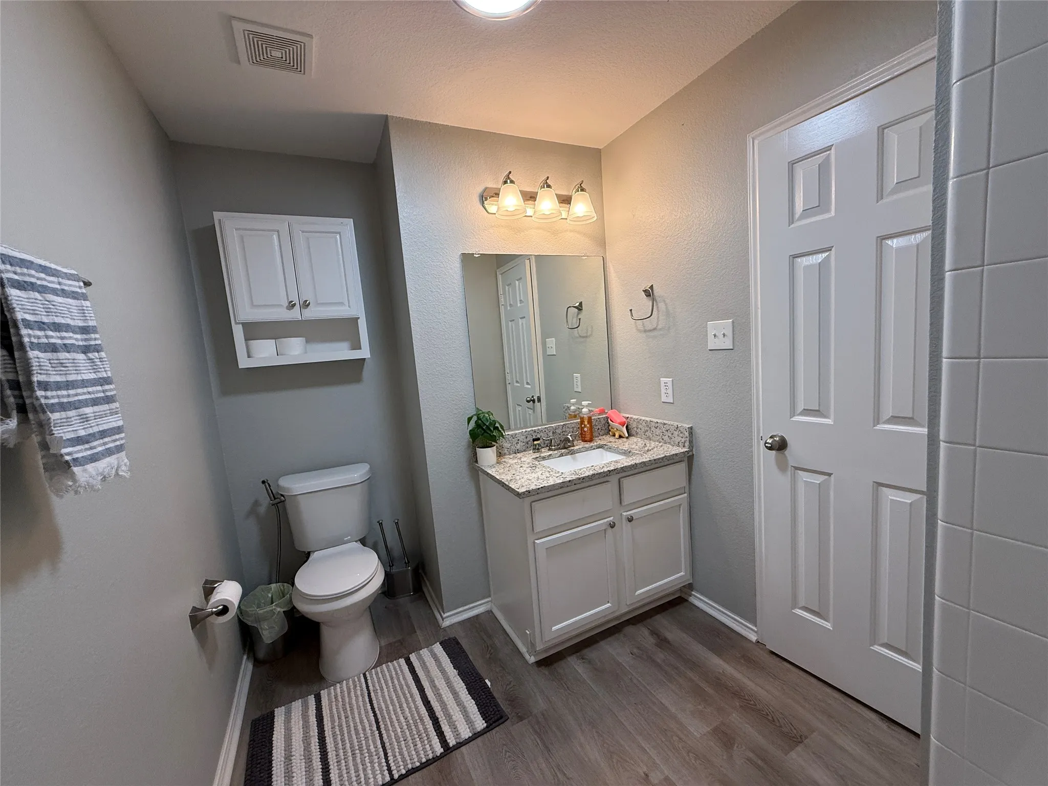 Single Family Residence For Sale in Rockwall County , 612 Tripp Trail, Royse City, Texas 75189, 4 Bedroom, 3 Bathroom, 2 Garage spaces, 2,835 Sqft, built in 2004, Preowned, Price $340,000, mls#21215837, Real Estate Agent in Royse City, Homes For Sale in Rockwall county, Homes For Sale in Royse City, Realtor in Royse City Texas, Real Estate Brokerage Independent Realty Texas, Luminita Cordes Realtor