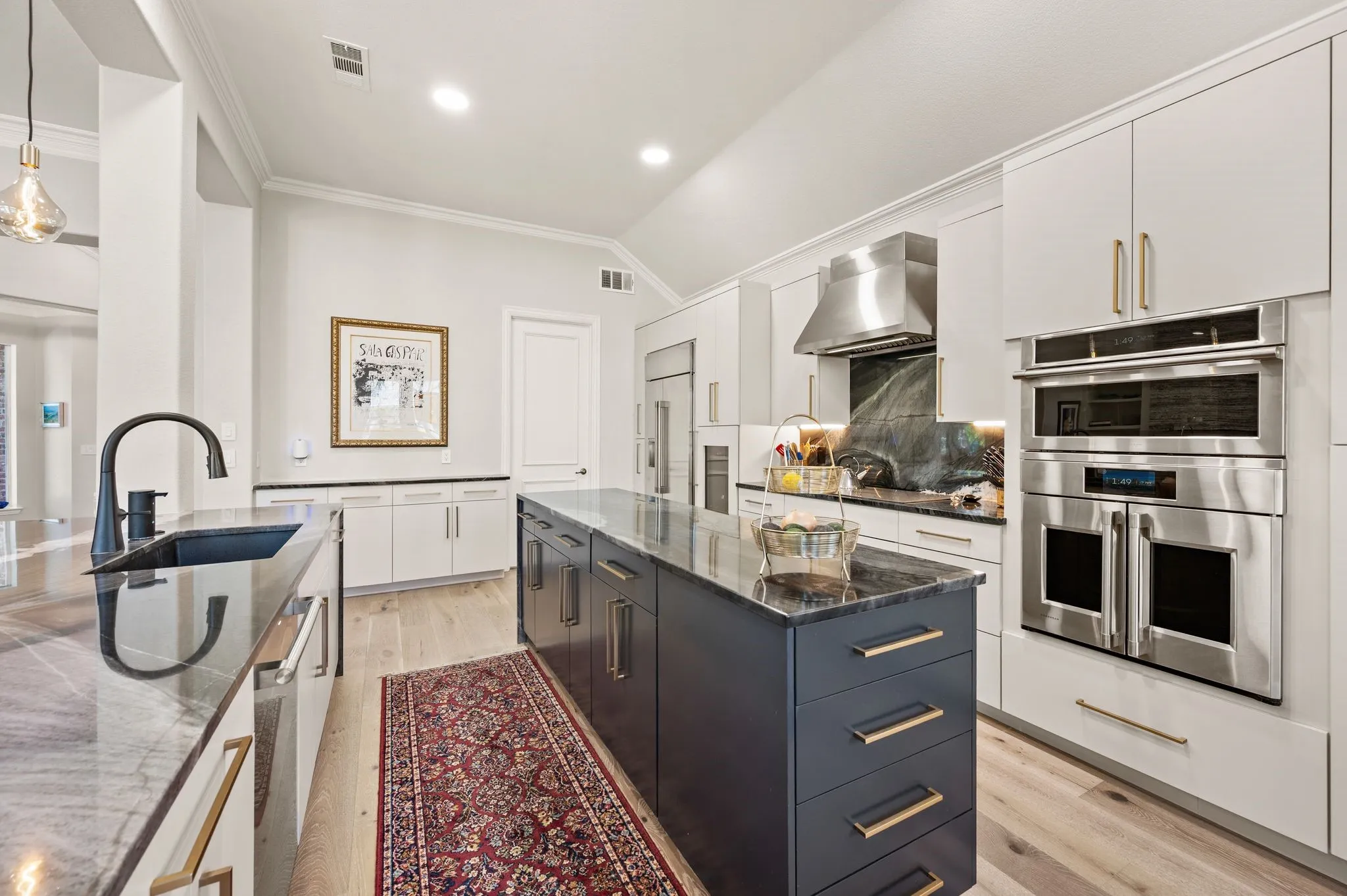 Single Family Residence For Sale in Tarrant County , 1408 Kensington Court, Southlake, Texas 76092, 4 Bedroom, 4 Bathroom, 3 Garage spaces, 3,253 Sqft, built in 1998, mls#21216075, Real Estate Agent in Southlake, Homes For Sale in Tarrant county, Homes For Sale in Southlake, Realtor in Southlake Texas, Real Estate Brokerage Independent Realty Texas, Luminita Cordes Realtor