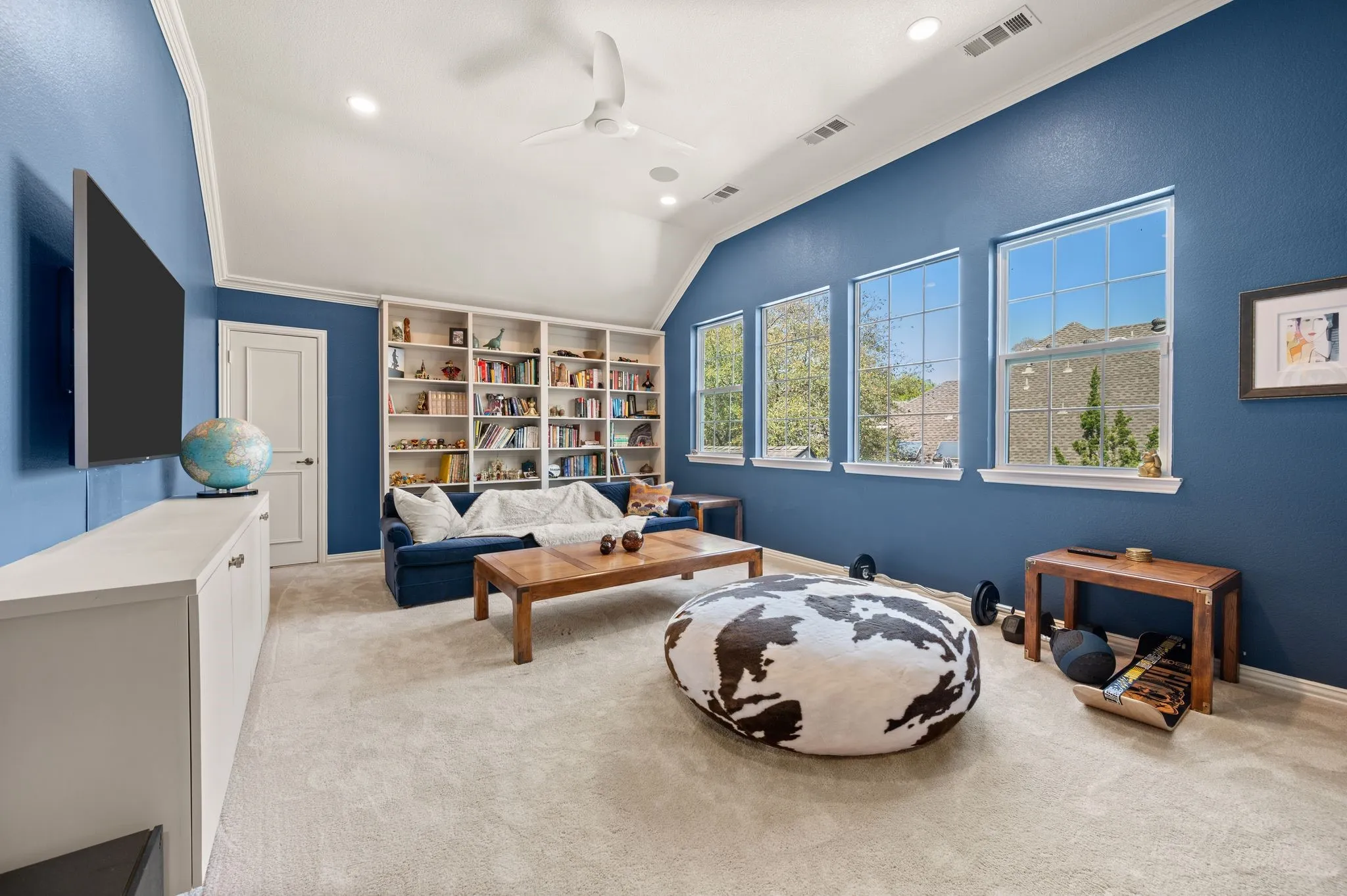 Single Family Residence For Sale in Tarrant County , 1408 Kensington Court, Southlake, Texas 76092, 4 Bedroom, 4 Bathroom, 3 Garage spaces, 3,253 Sqft, built in 1998, mls#21216075, Real Estate Agent in Southlake, Homes For Sale in Tarrant county, Homes For Sale in Southlake, Realtor in Southlake Texas, Real Estate Brokerage Independent Realty Texas, Luminita Cordes Realtor
