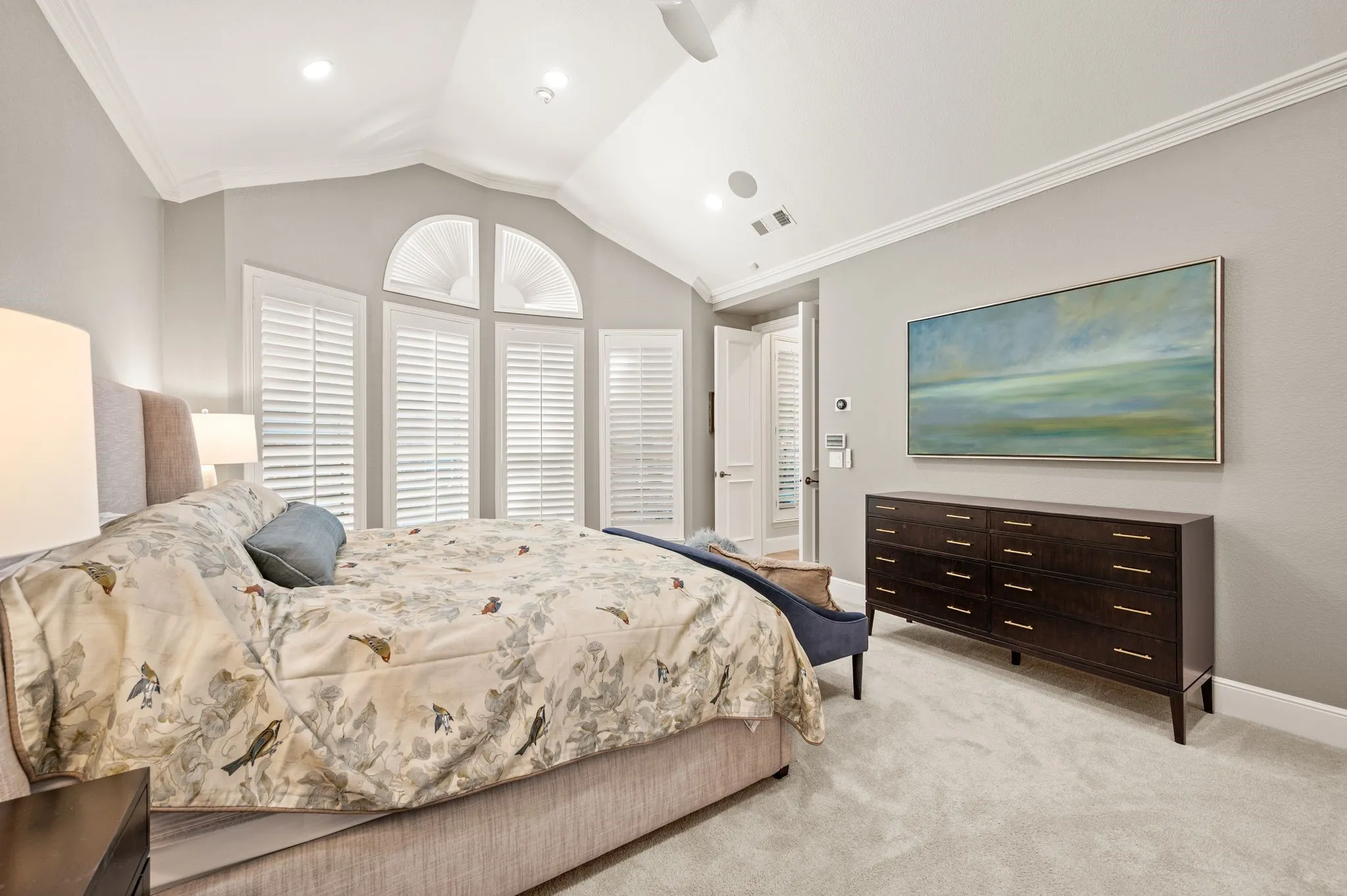 Single Family Residence For Sale in Tarrant County , 1408 Kensington Court, Southlake, Texas 76092, 4 Bedroom, 4 Bathroom, 3 Garage spaces, 3,253 Sqft, built in 1998, mls#21216075, Real Estate Agent in Southlake, Homes For Sale in Tarrant county, Homes For Sale in Southlake, Realtor in Southlake Texas, Real Estate Brokerage Independent Realty Texas, Luminita Cordes Realtor