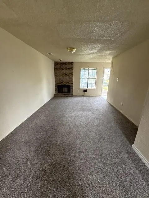 Quadruplex For Rent in Dallas County , 2822 Wimbledon Court C, Garland, Texas 75041, 2 Bedroom, 2 Bathroom, Garage spaces, 1,040 Sqft, built in 1984, mls#21216166, Real Estate Agent in Garland, Homes For Rent in Dallas county, Homes For Rent in Garland, Realtor in Garland Texas, Real Estate Brokerage Independent Realty Texas, Luminita Cordes Realtor