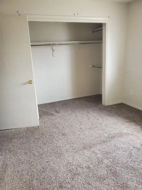 Quadruplex For Rent in Dallas County , 2822 Wimbledon Court C, Garland, Texas 75041, 2 Bedroom, 2 Bathroom, Garage spaces, 1,040 Sqft, built in 1984, mls#21216166, Real Estate Agent in Garland, Homes For Rent in Dallas county, Homes For Rent in Garland, Realtor in Garland Texas, Real Estate Brokerage Independent Realty Texas, Luminita Cordes Realtor