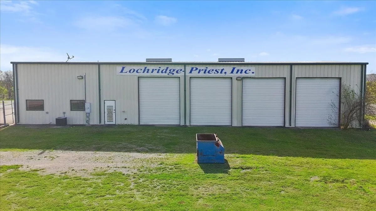 Industrial For Sale in Navarro County , 731 Ferguson Drive, Corsicana, Texas 75110, 0, 0, Garage spaces, 0 Sqft, built in 2002, Preowned, mls#21213169, Real Estate Agent in Corsicana, Homes For Sale in Navarro county, Homes For Sale in Corsicana, Realtor in Corsicana Texas, Real Estate Brokerage Independent Realty Texas, Luminita Cordes Realtor