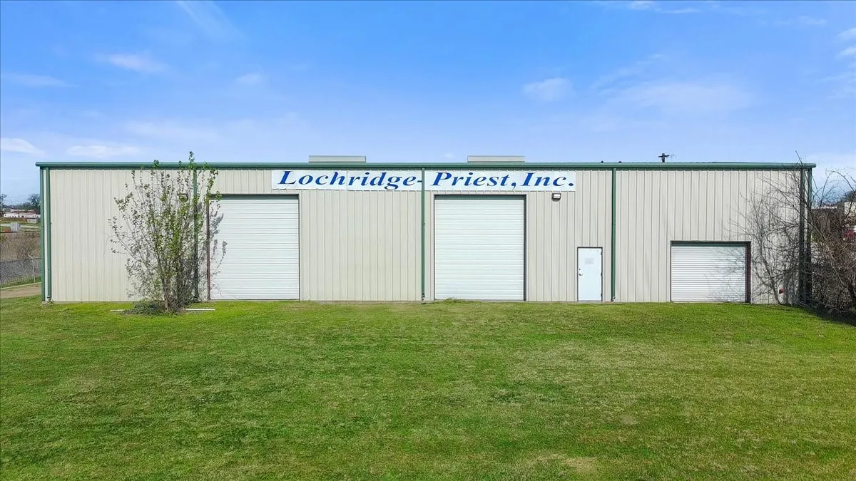 Industrial For Sale in Navarro County , 731 Ferguson Drive, Corsicana, Texas 75110, 0, 0, Garage spaces, 0 Sqft, built in 2002, Preowned, mls#21213169, Real Estate Agent in Corsicana, Homes For Sale in Navarro county, Homes For Sale in Corsicana, Realtor in Corsicana Texas, Real Estate Brokerage Independent Realty Texas, Luminita Cordes Realtor