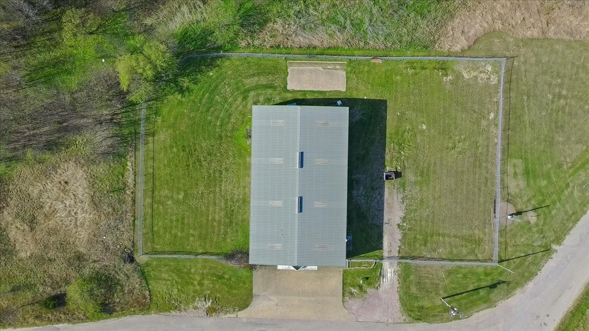 Industrial For Sale in Navarro County , 731 Ferguson Drive, Corsicana, Texas 75110, 0, 0, Garage spaces, 0 Sqft, built in 2002, Preowned, mls#21213169, Real Estate Agent in Corsicana, Homes For Sale in Navarro county, Homes For Sale in Corsicana, Realtor in Corsicana Texas, Real Estate Brokerage Independent Realty Texas, Luminita Cordes Realtor
